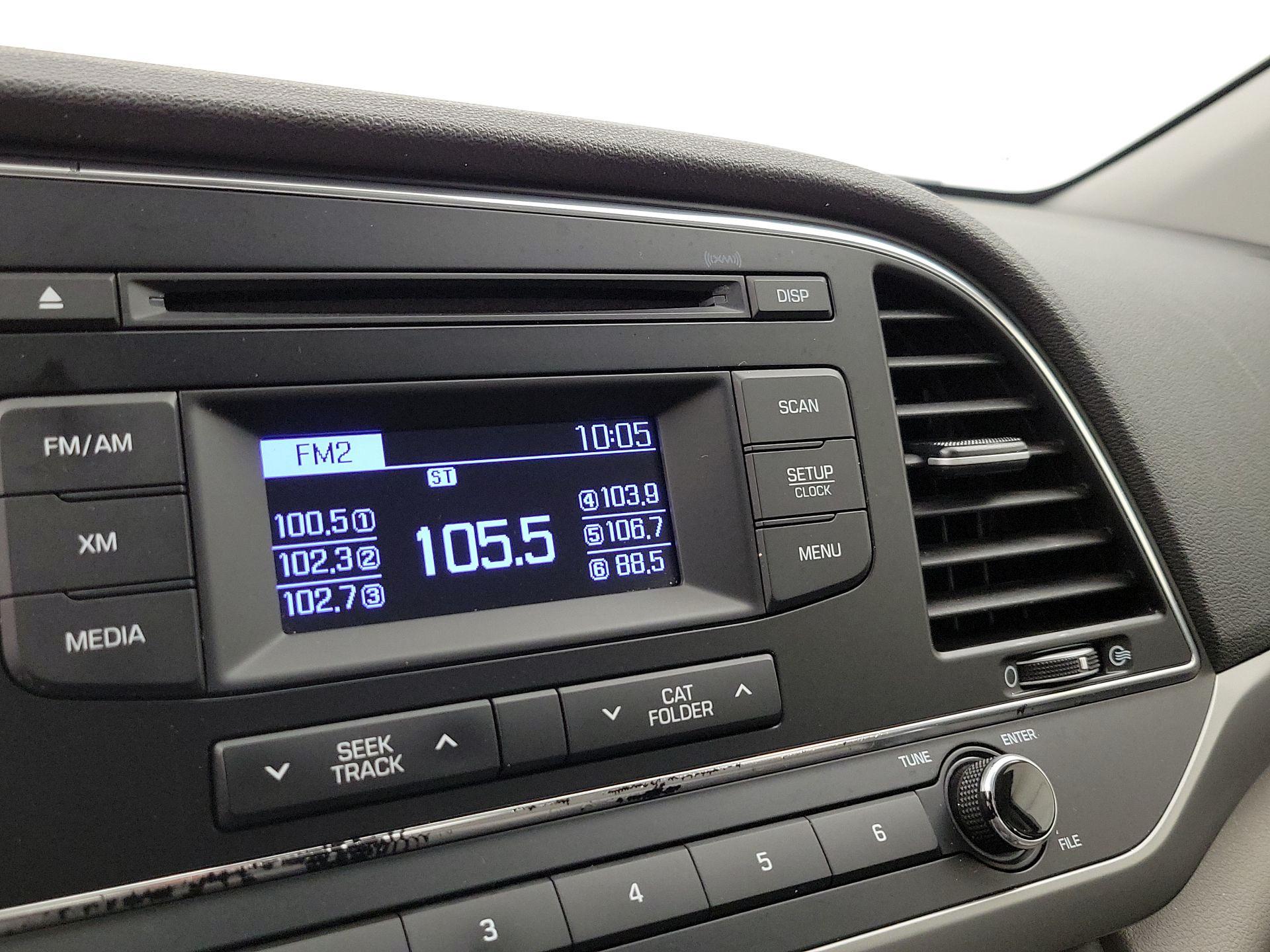 Thumbnail: 2017 Hyundai Elantra - 14