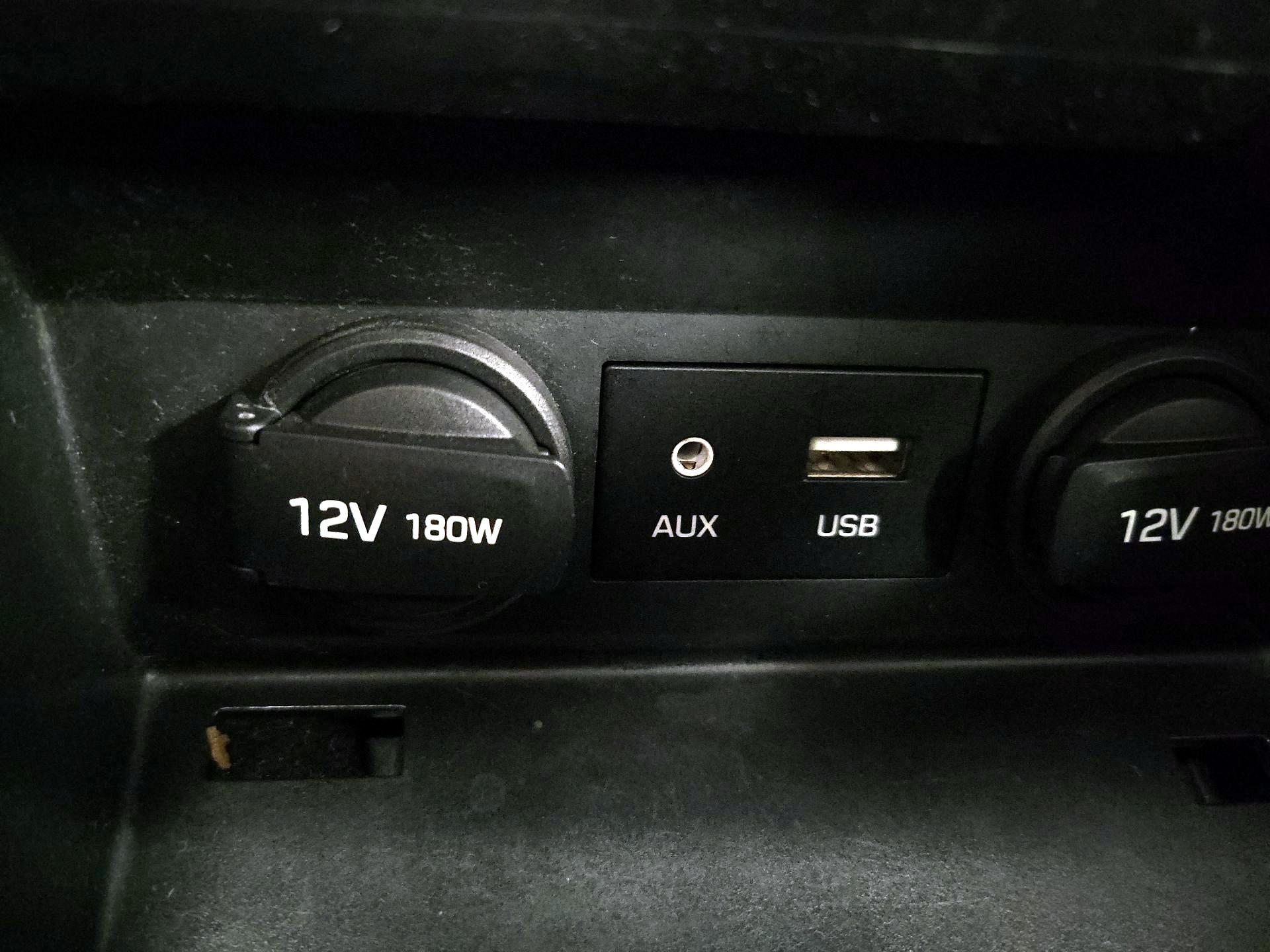 Thumbnail: 2017 Hyundai Elantra - 17