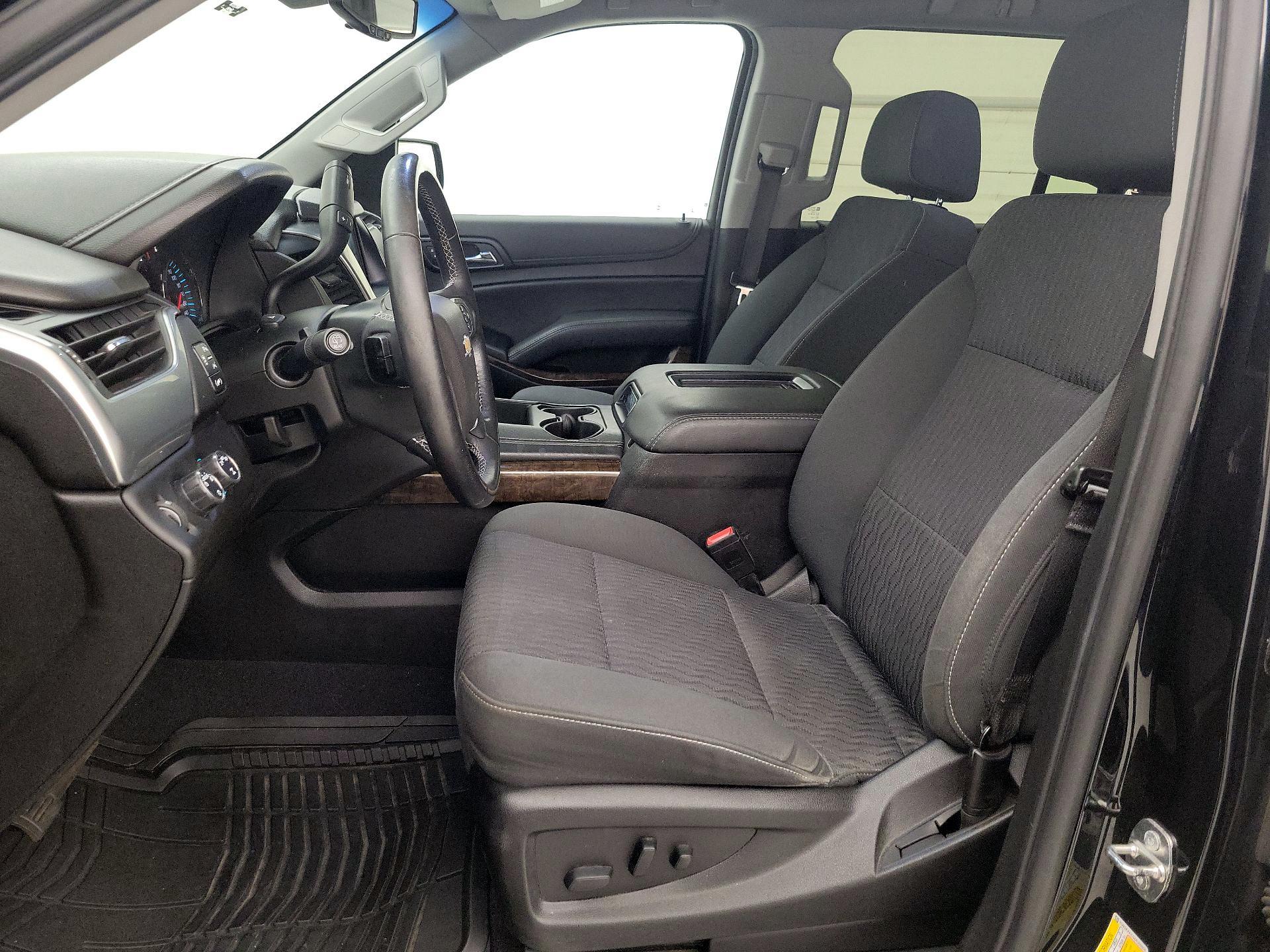 Thumbnail: 2019 Chevrolet Tahoe - 11