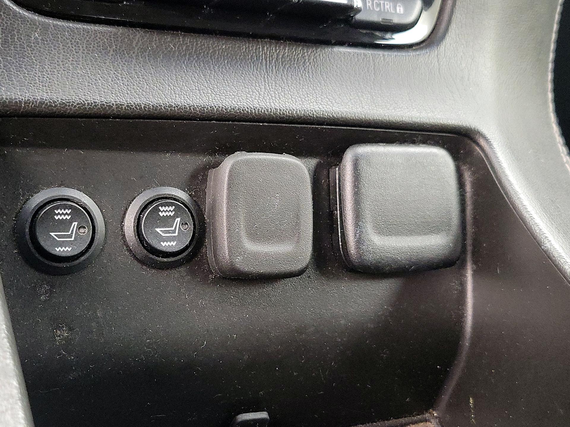 Thumbnail: 2019 Chevrolet Tahoe - 18