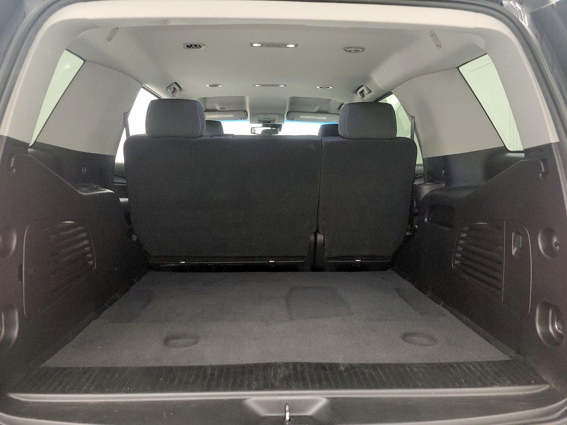 Thumbnail: 2019 Chevrolet Tahoe - 20