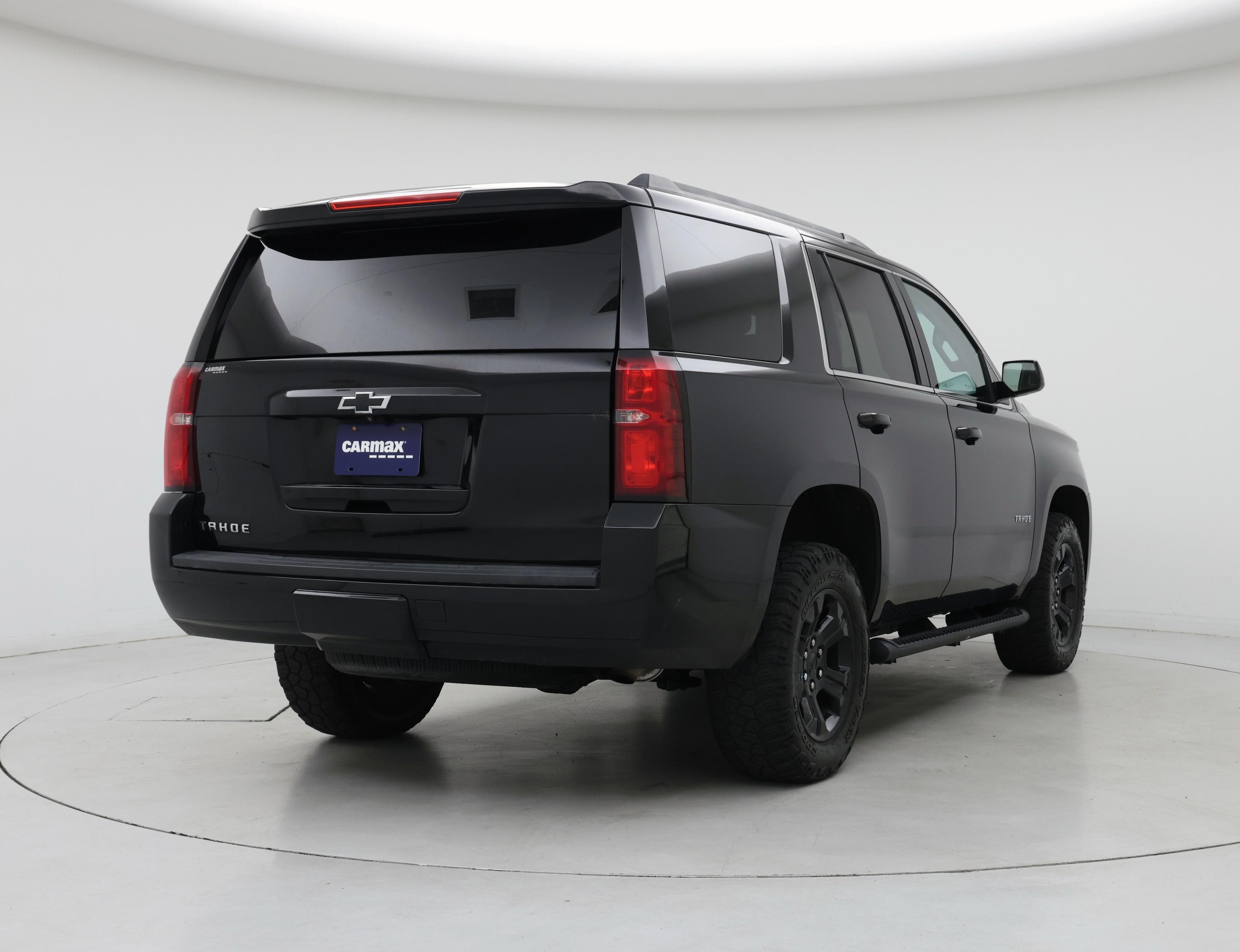 Thumbnail: 2019 Chevrolet Tahoe - 8