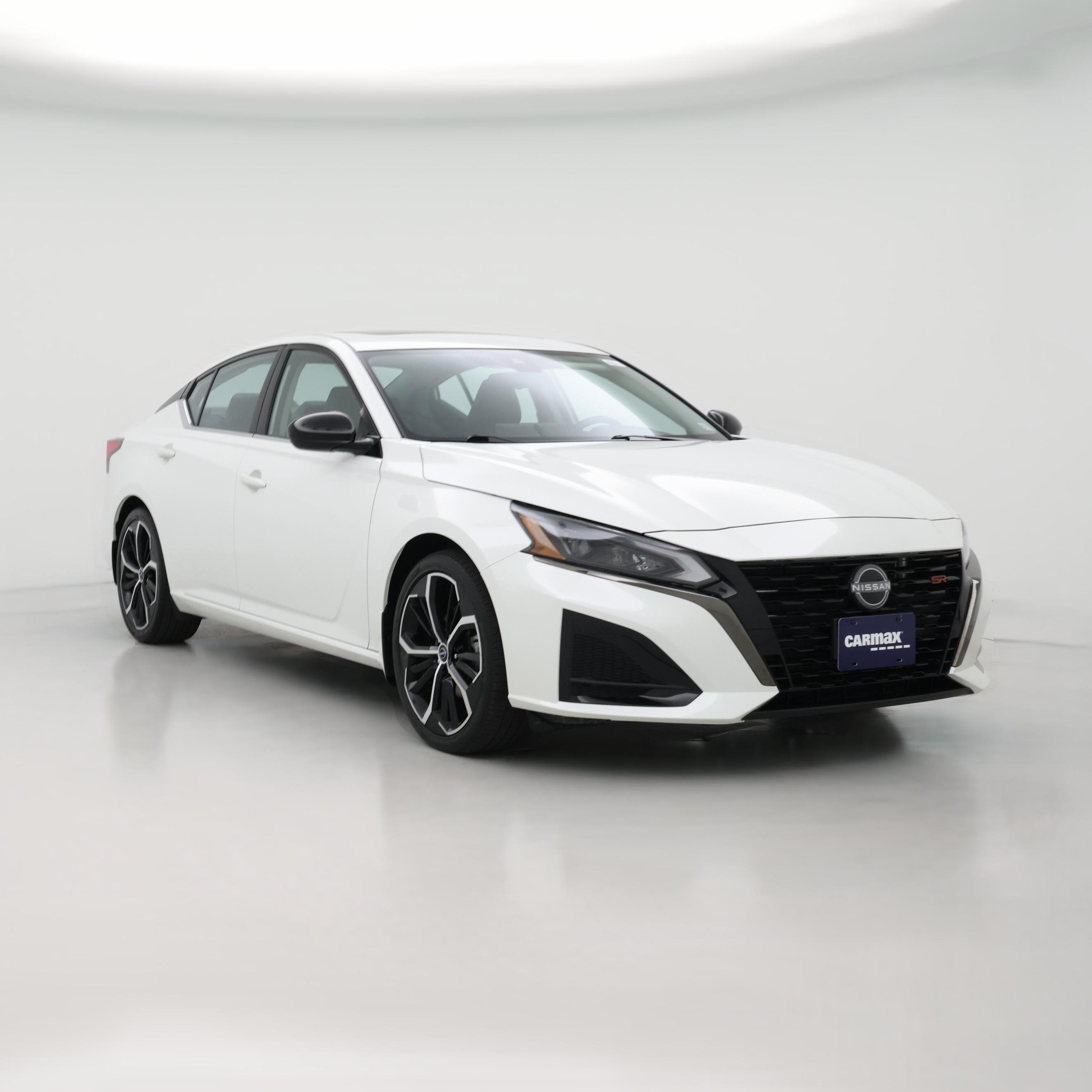 Thumbnail: 2023 Nissan Altima - 1