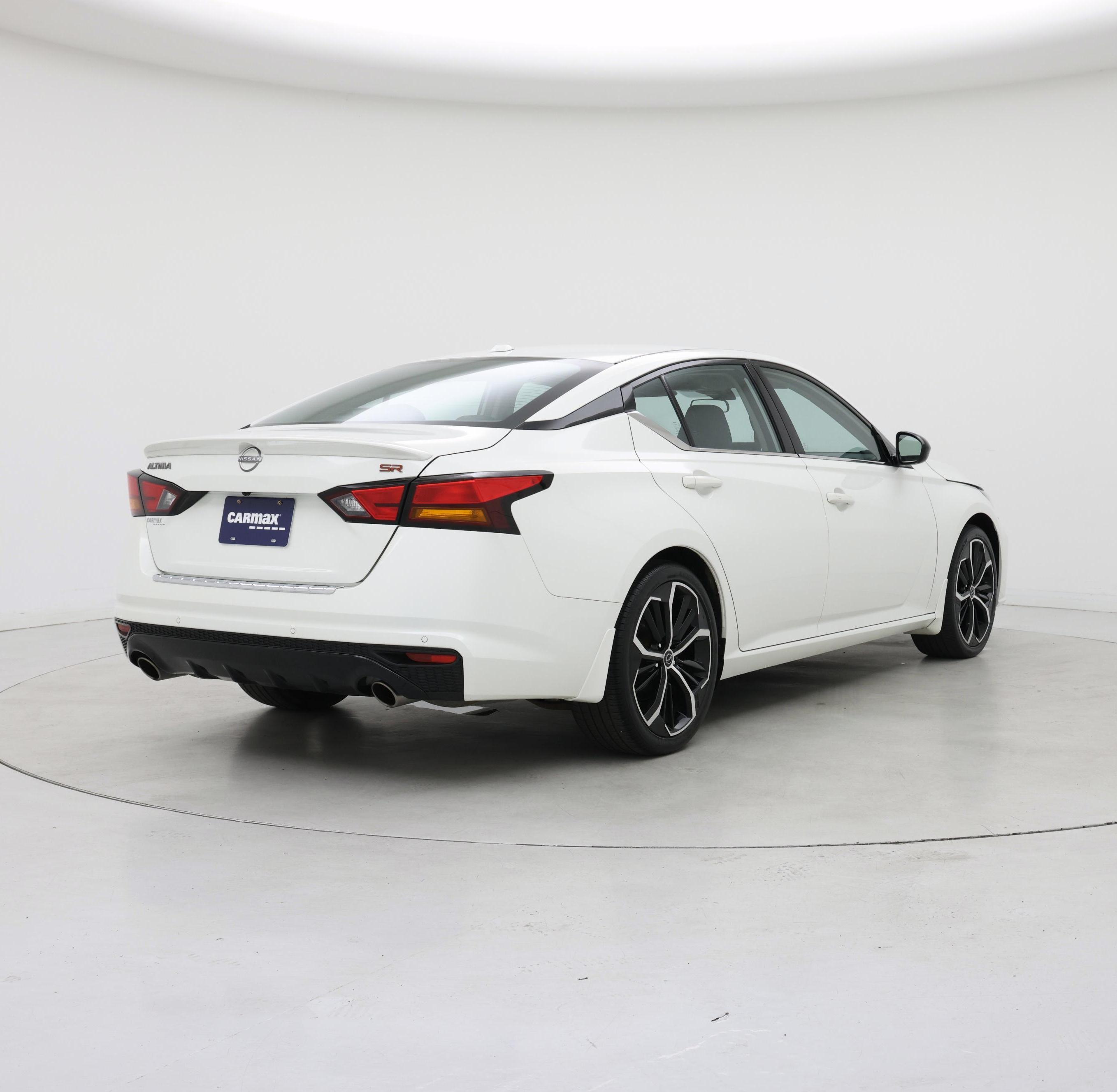 Thumbnail: 2023 Nissan Altima - 8