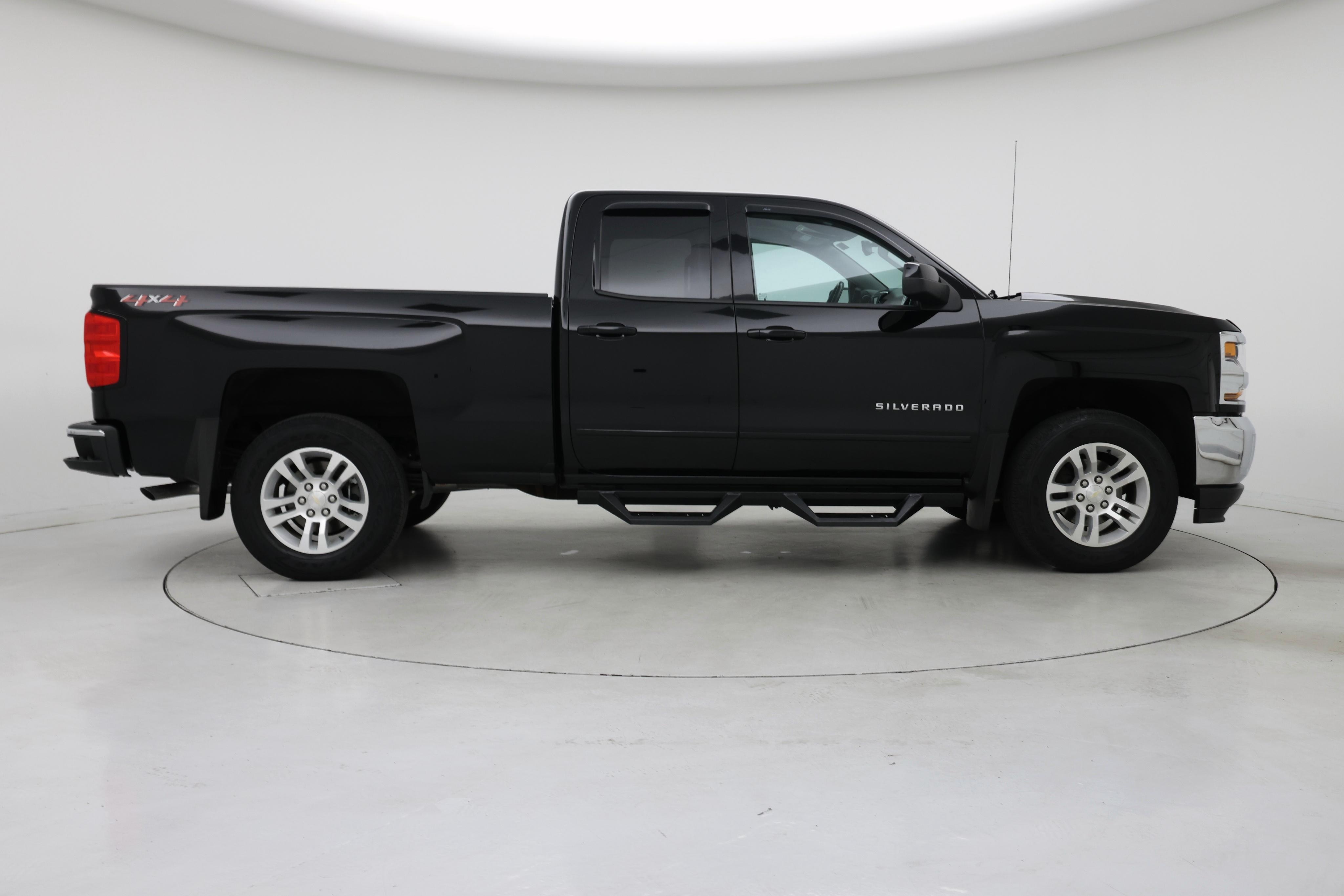 Thumbnail: 2019 Chevrolet Silverado 1500 - 7