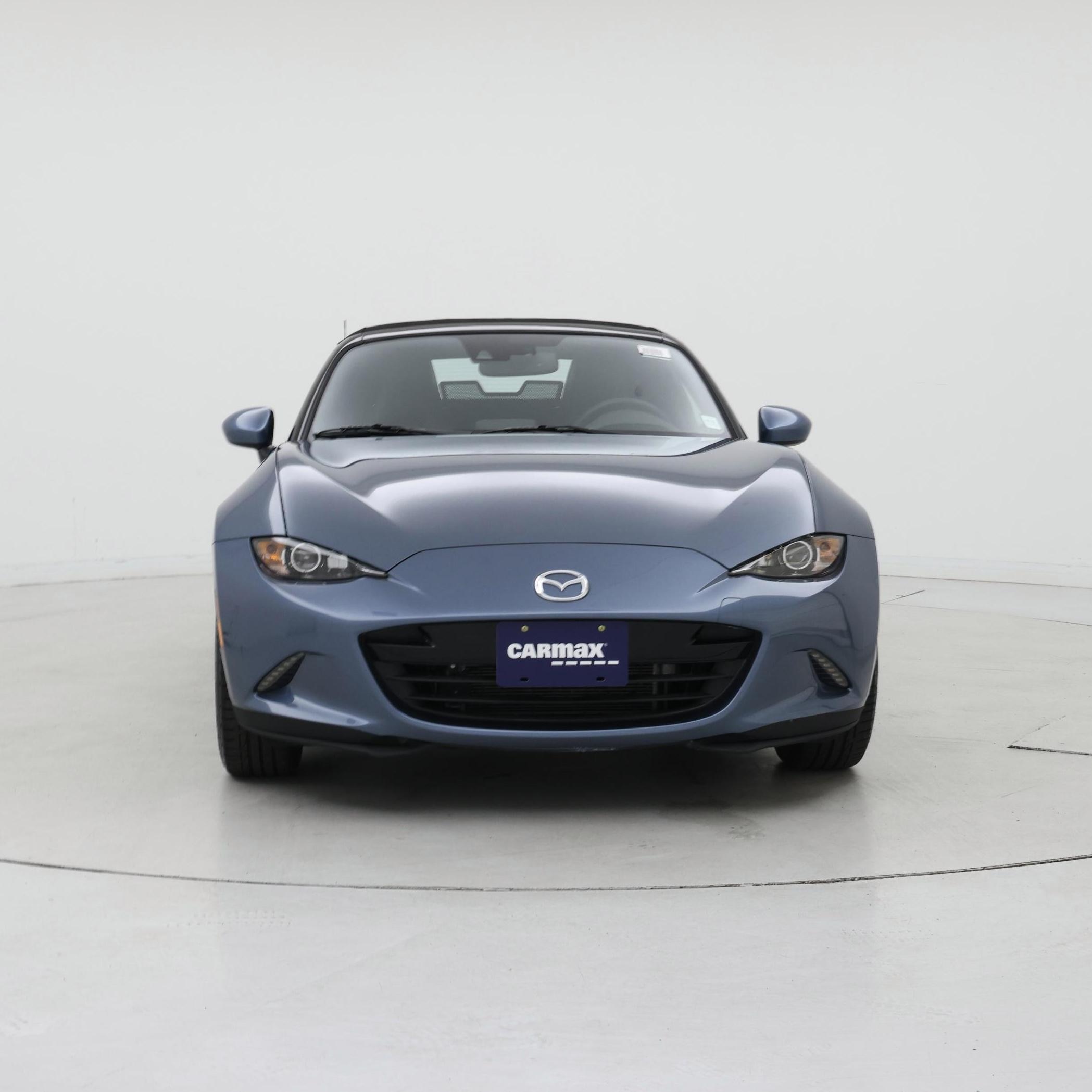 Thumbnail: 2017 Mazda MX-5 Miata - 5