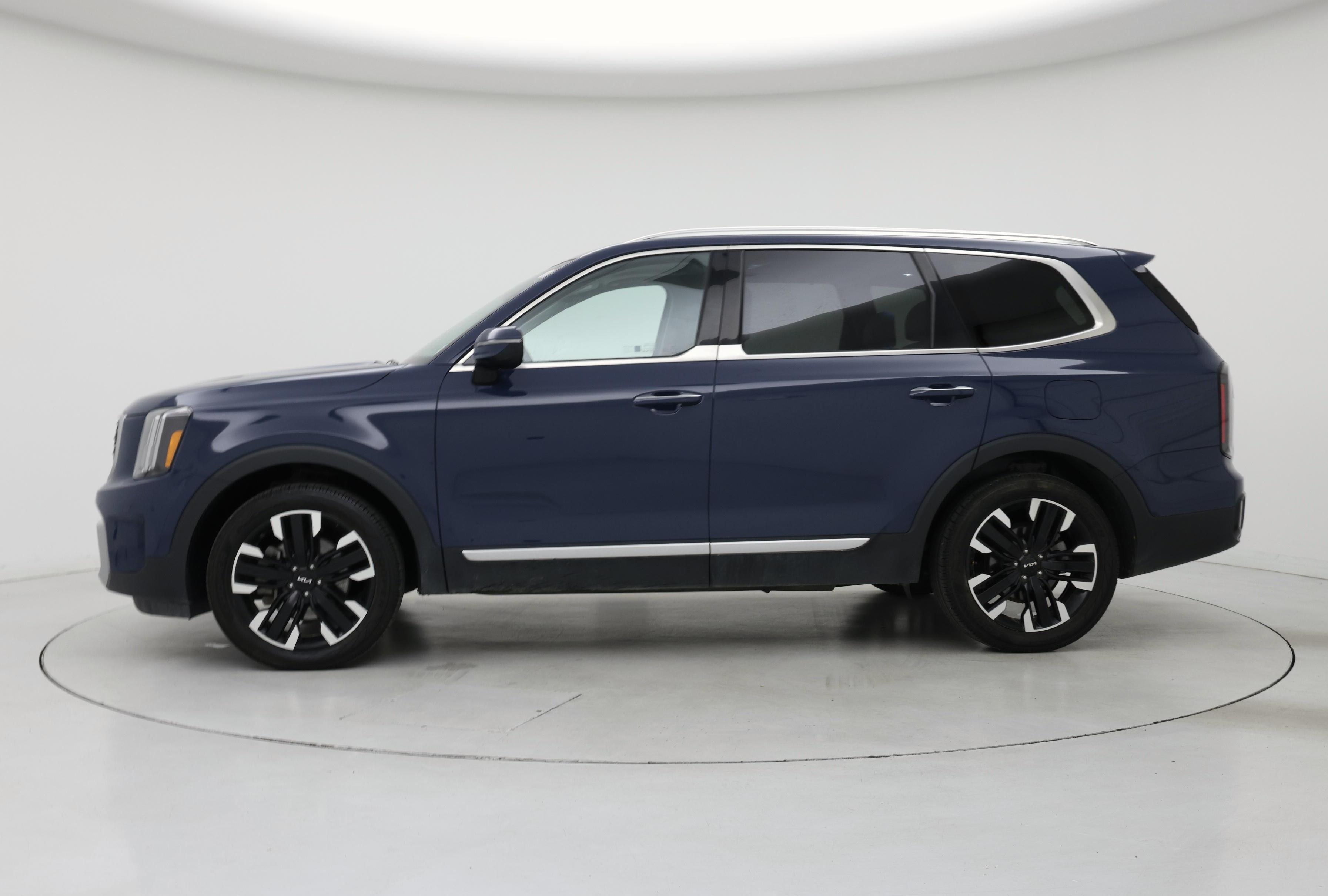 Thumbnail: 2023 Kia Telluride - 3