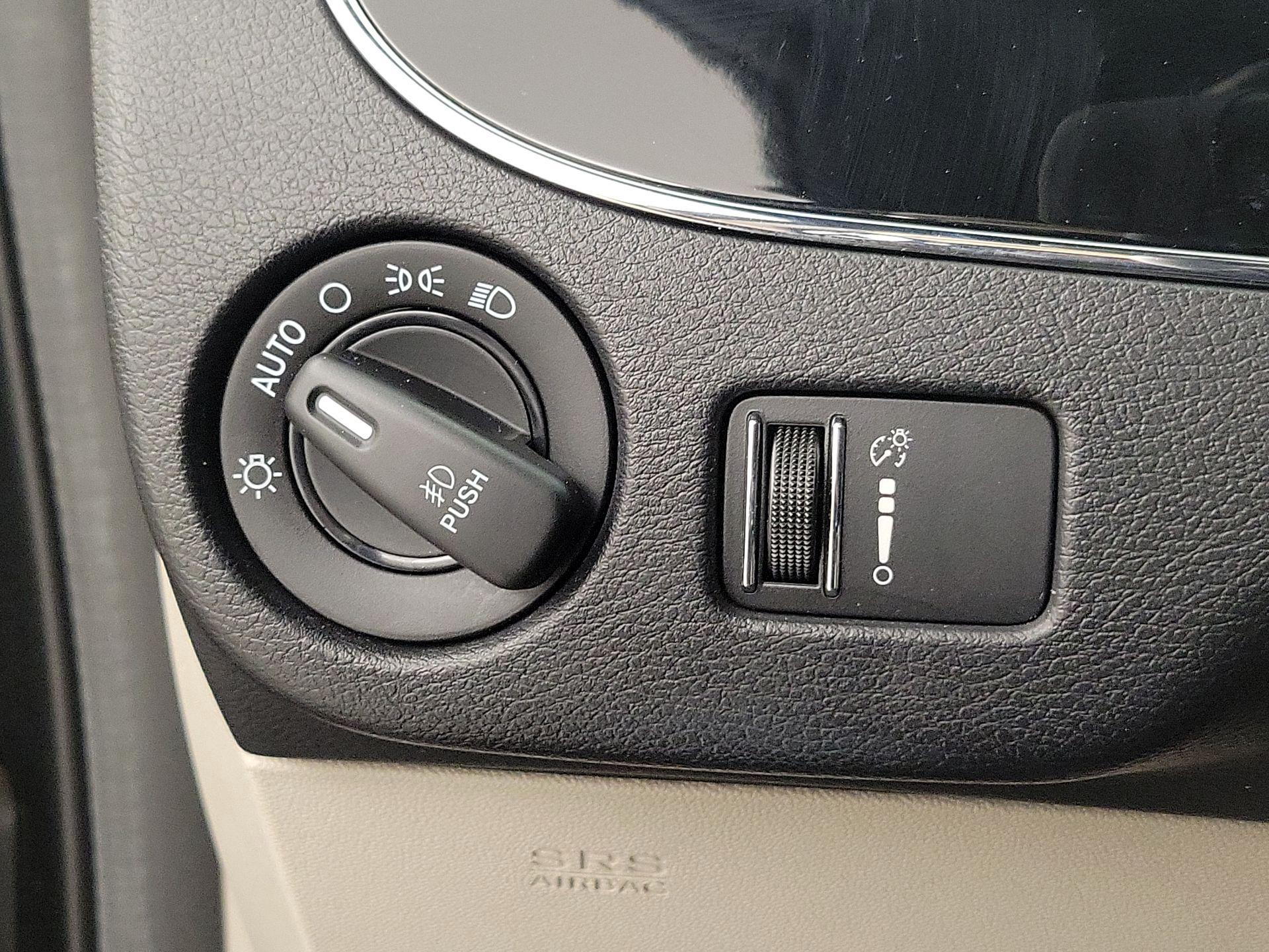 Thumbnail: 2019 Dodge Grand Caravan - 13