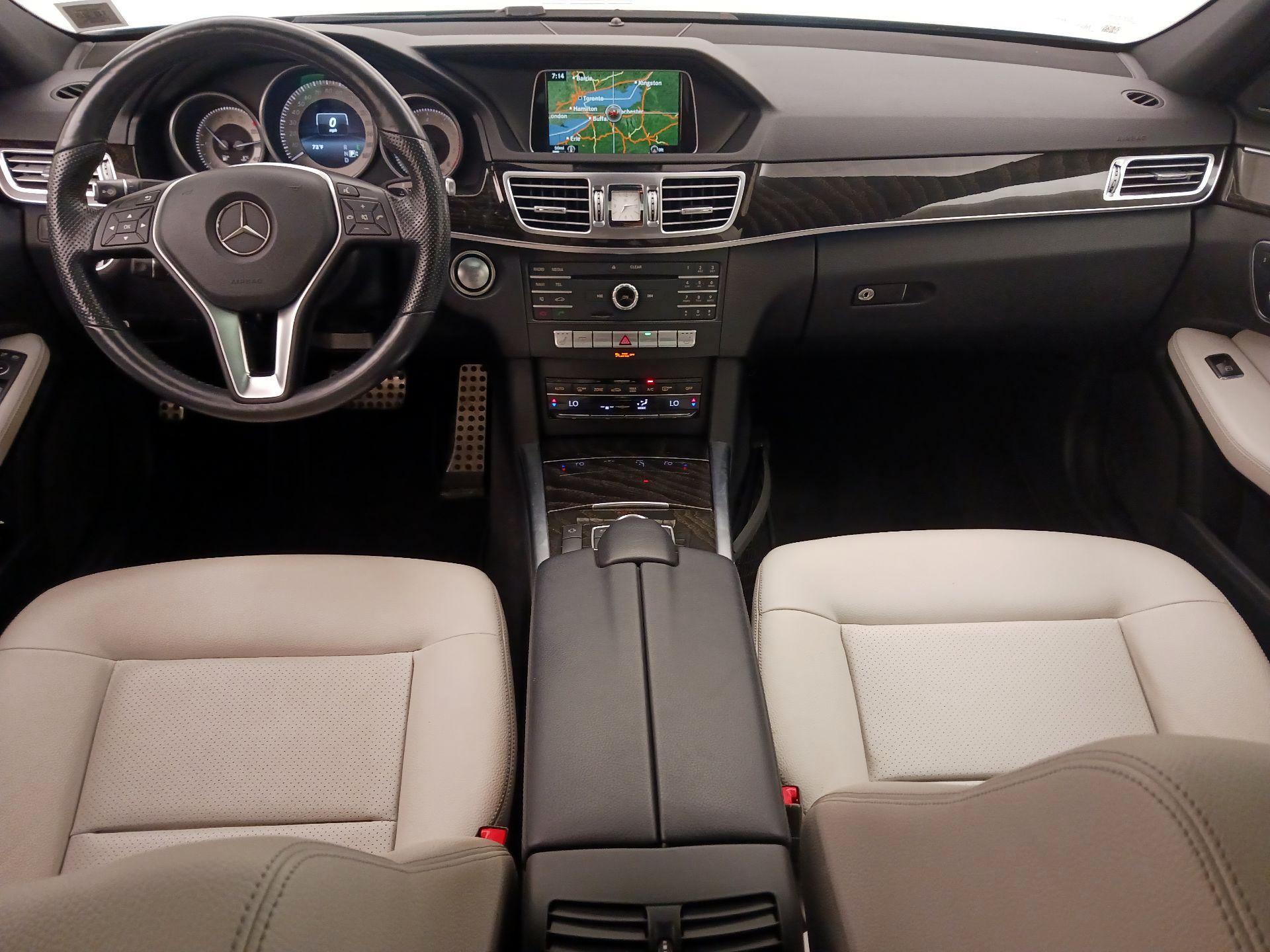 Thumbnail: 2016 Mercedes-Benz E-Class - 9