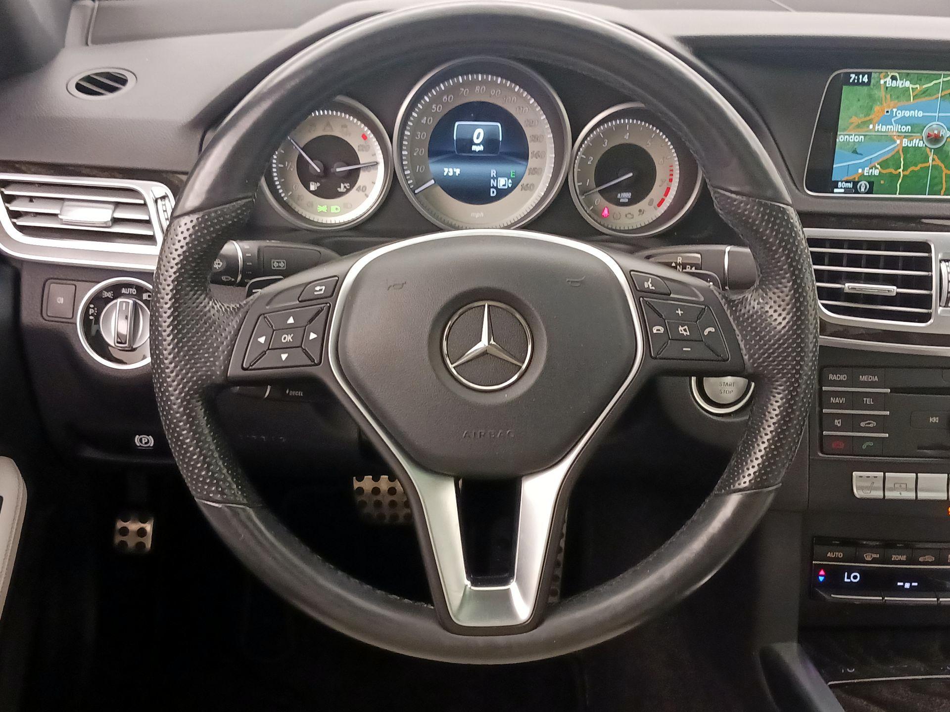 Thumbnail: 2016 Mercedes-Benz E-Class - 10