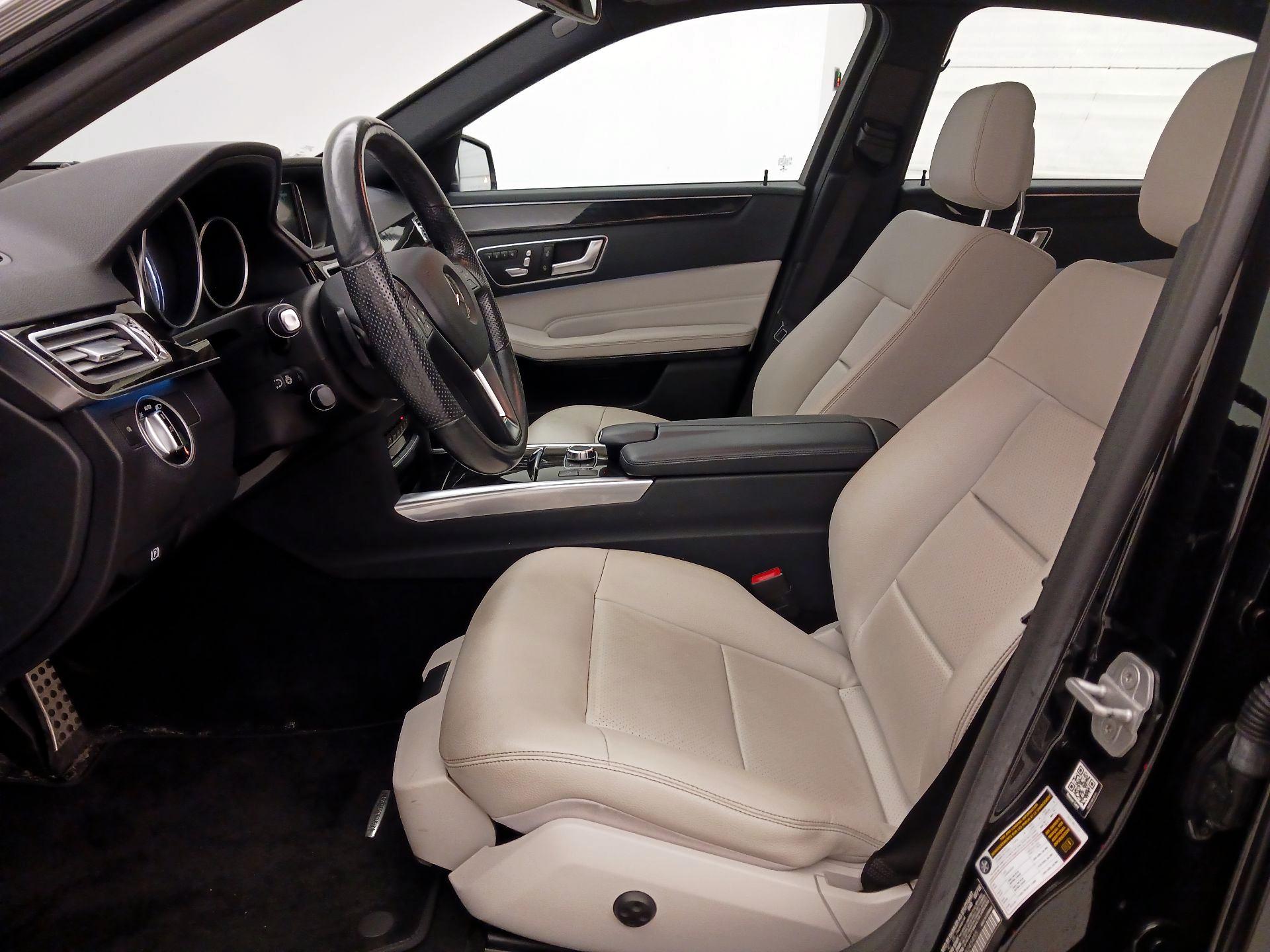 Thumbnail: 2016 Mercedes-Benz E-Class - 11