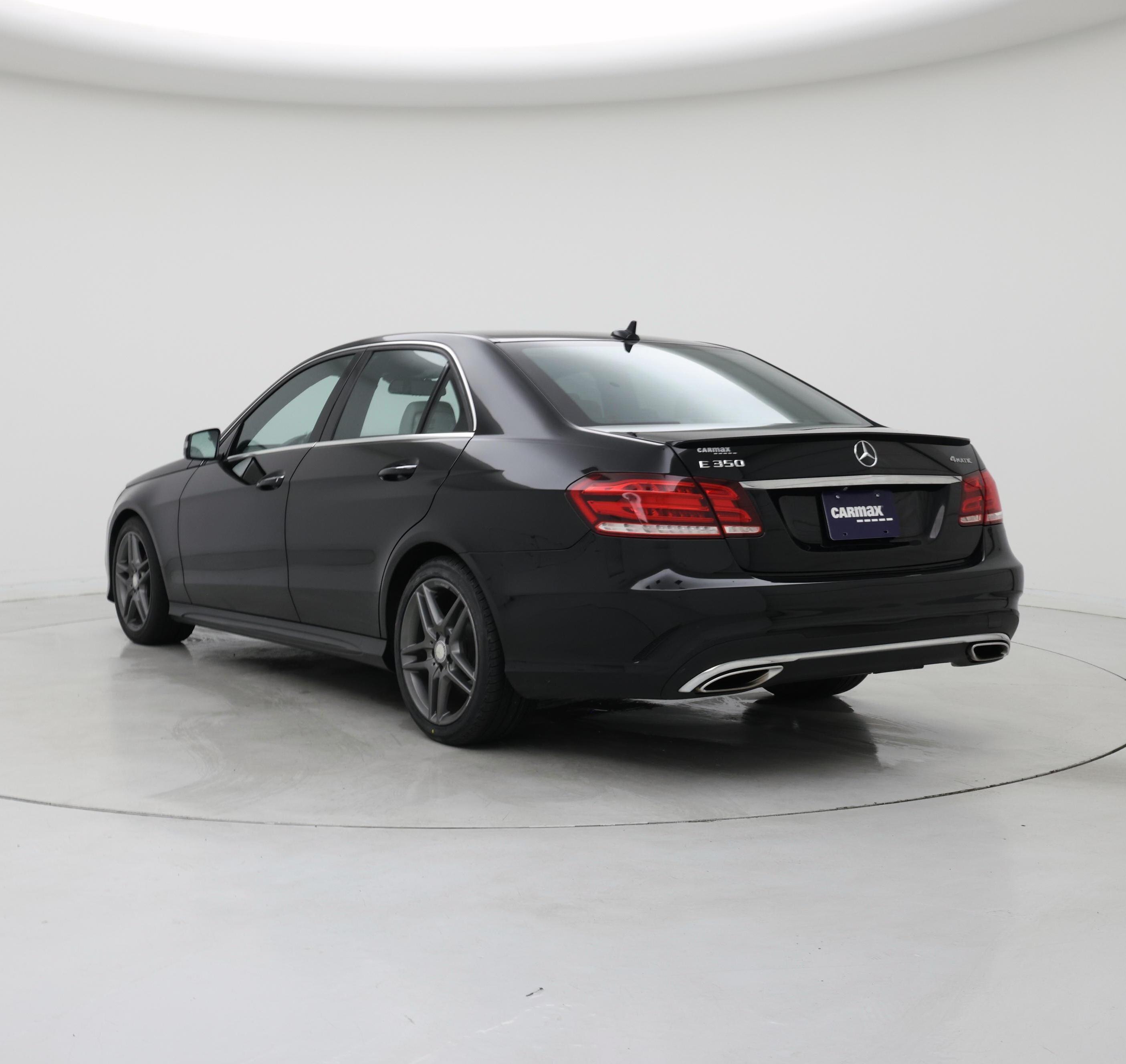 Thumbnail: 2016 Mercedes-Benz E-Class - 2