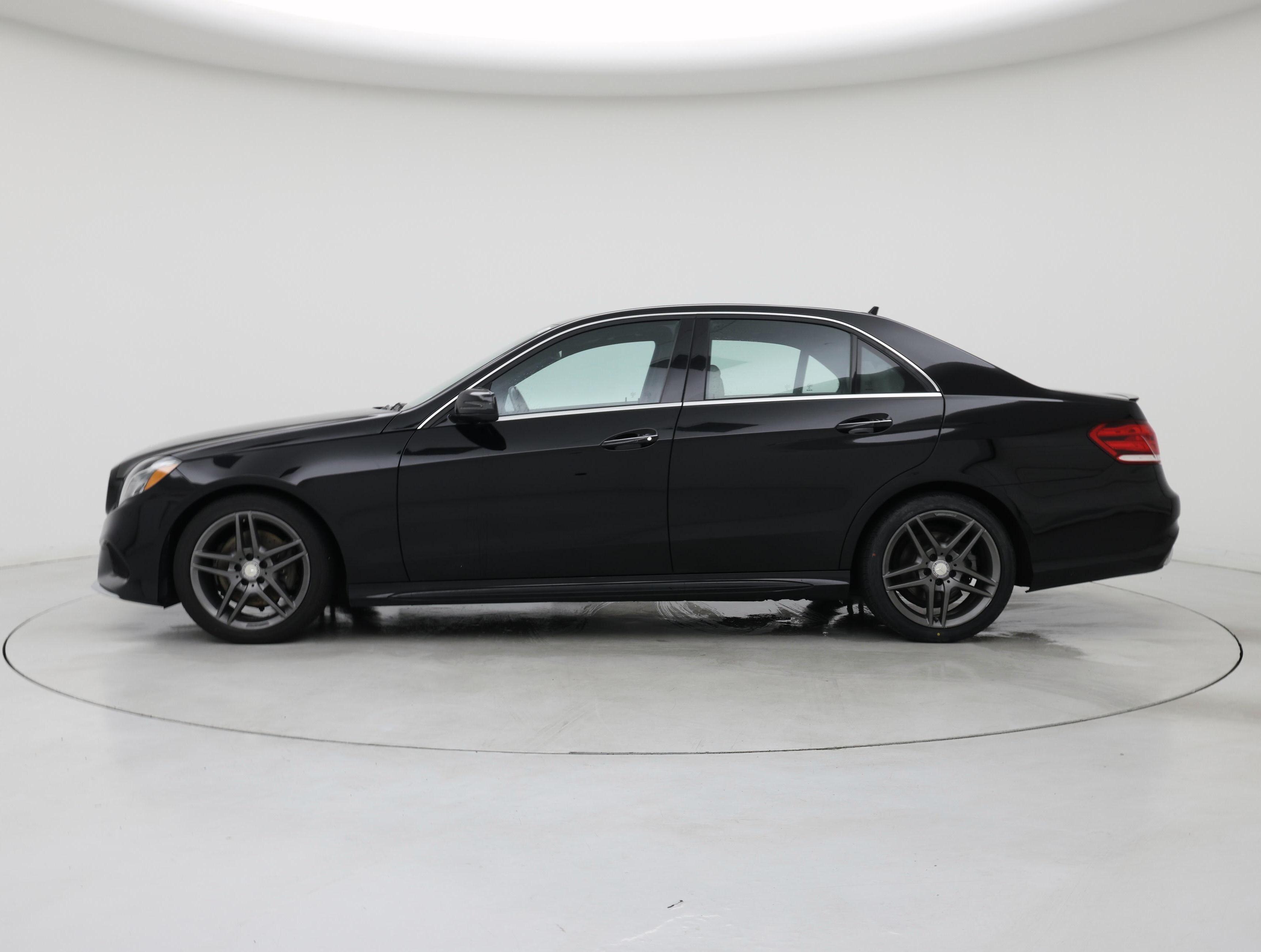 Thumbnail: 2016 Mercedes-Benz E-Class - 3