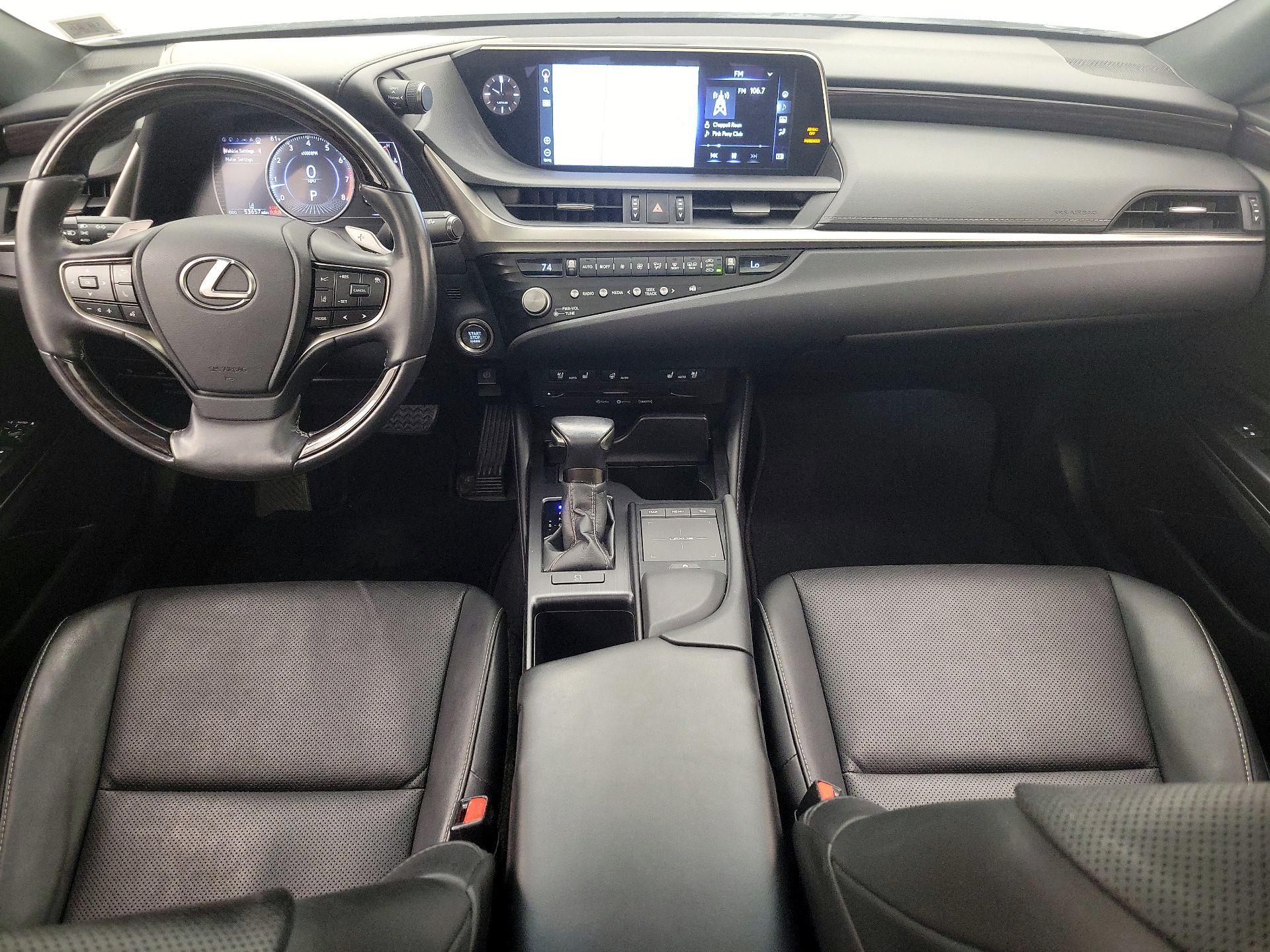 Thumbnail: 2021 Lexus ES - 9