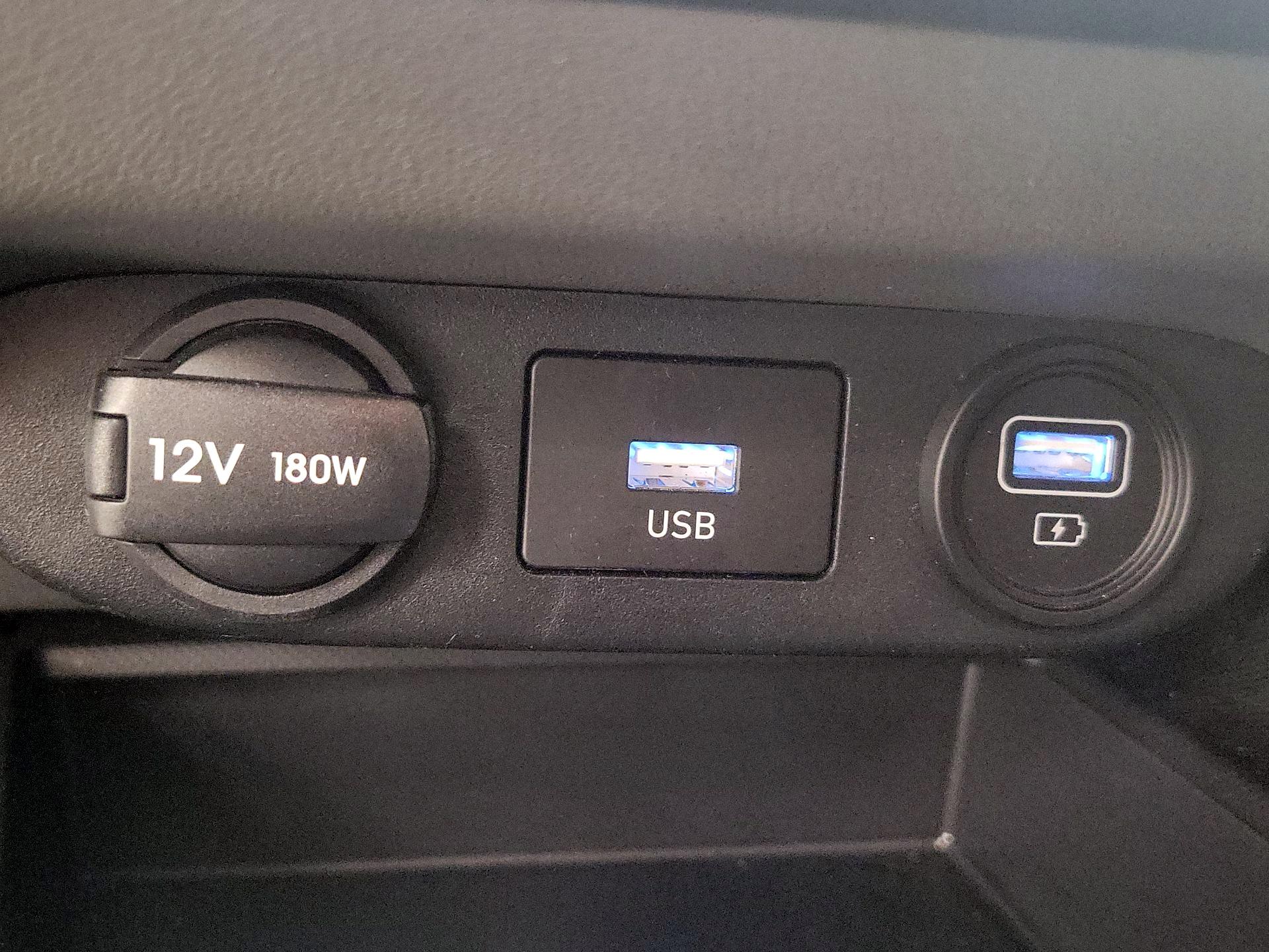 Thumbnail: 2023 Hyundai Elantra - 18