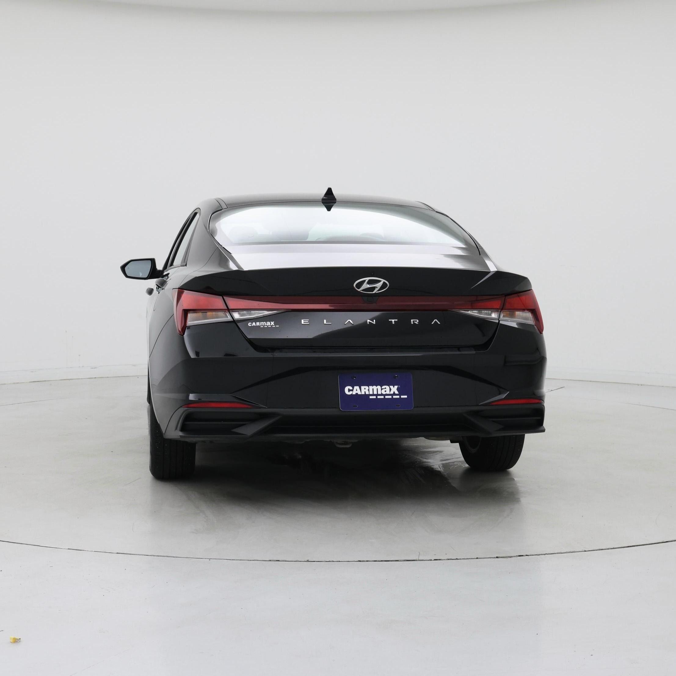 Thumbnail: 2023 Hyundai Elantra - 6