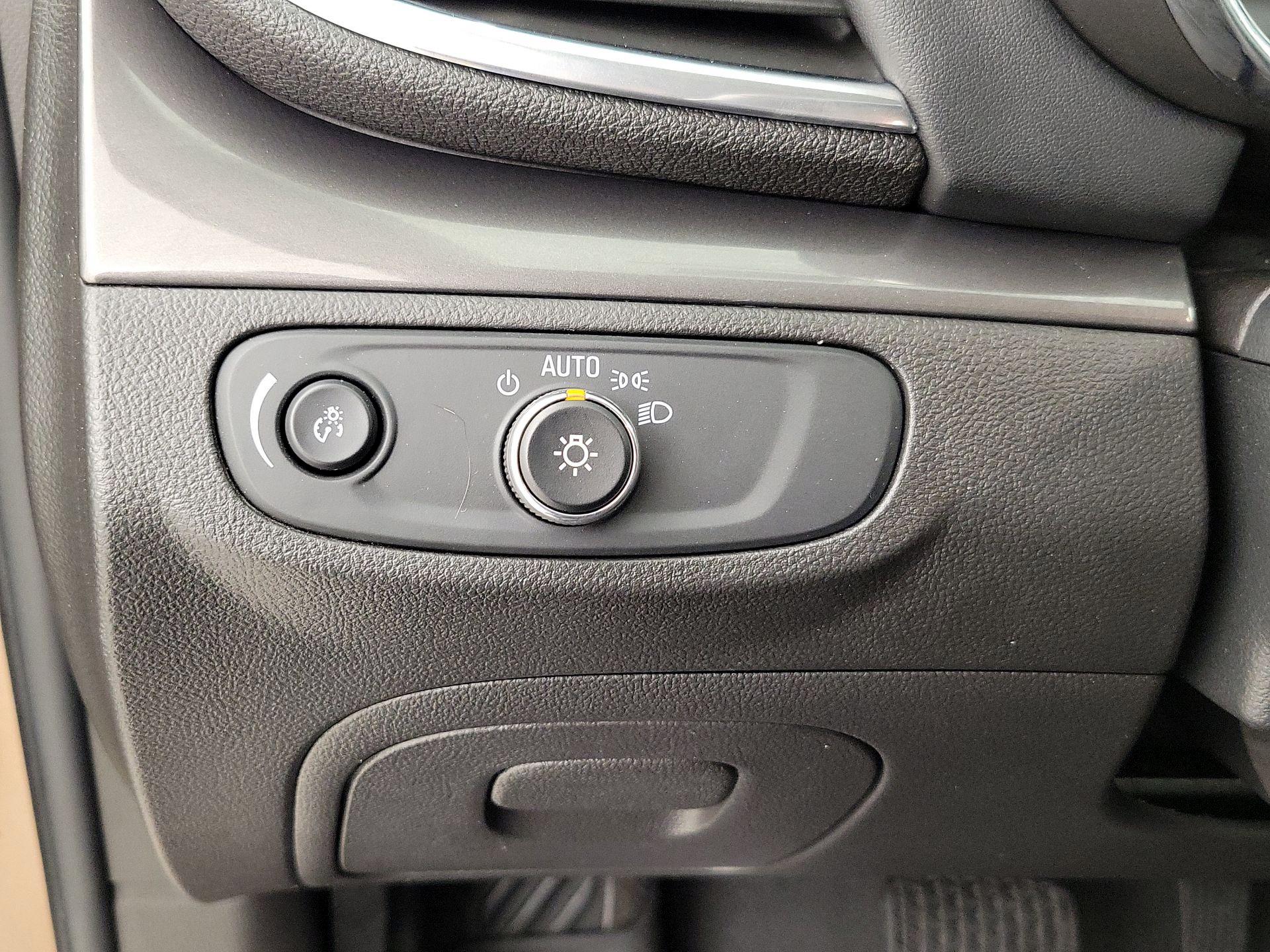 Thumbnail: 2017 Buick Encore - 13