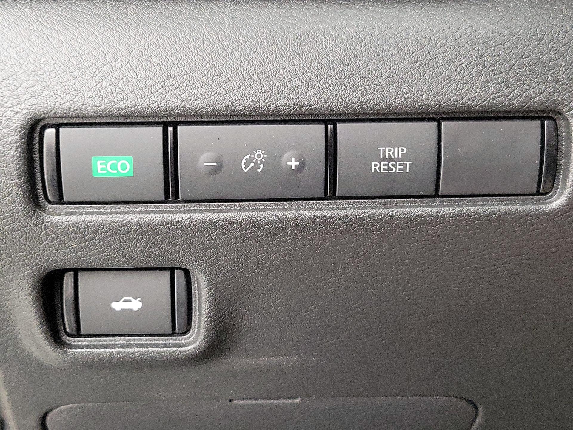 Thumbnail: 2021 Nissan Sentra - 13