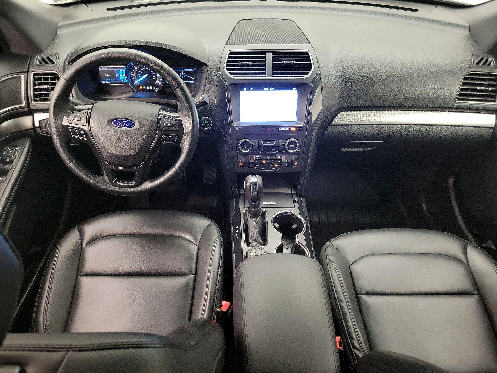 Thumbnail: 2019 Ford Explorer - 9