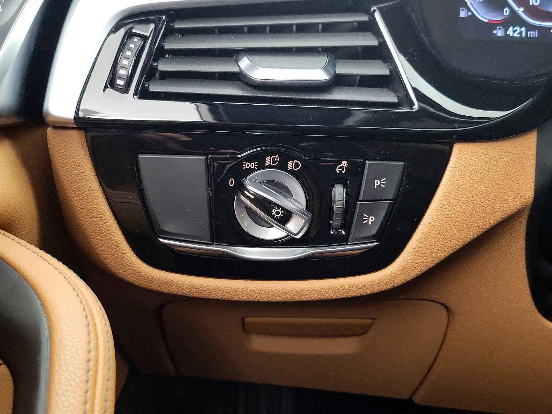 Thumbnail: 2022 BMW 5 Series - 13