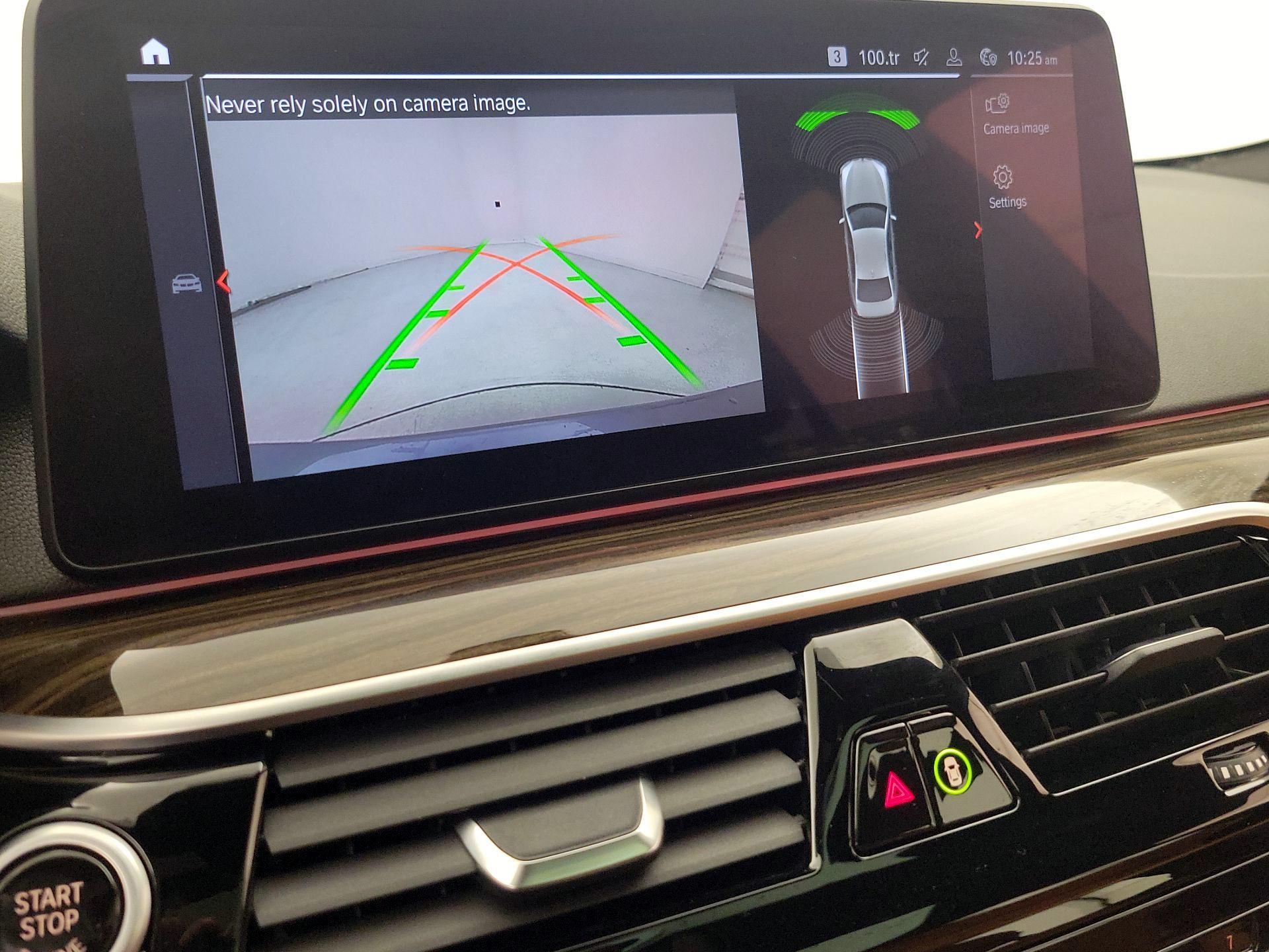 Thumbnail: 2022 BMW 5 Series - 15