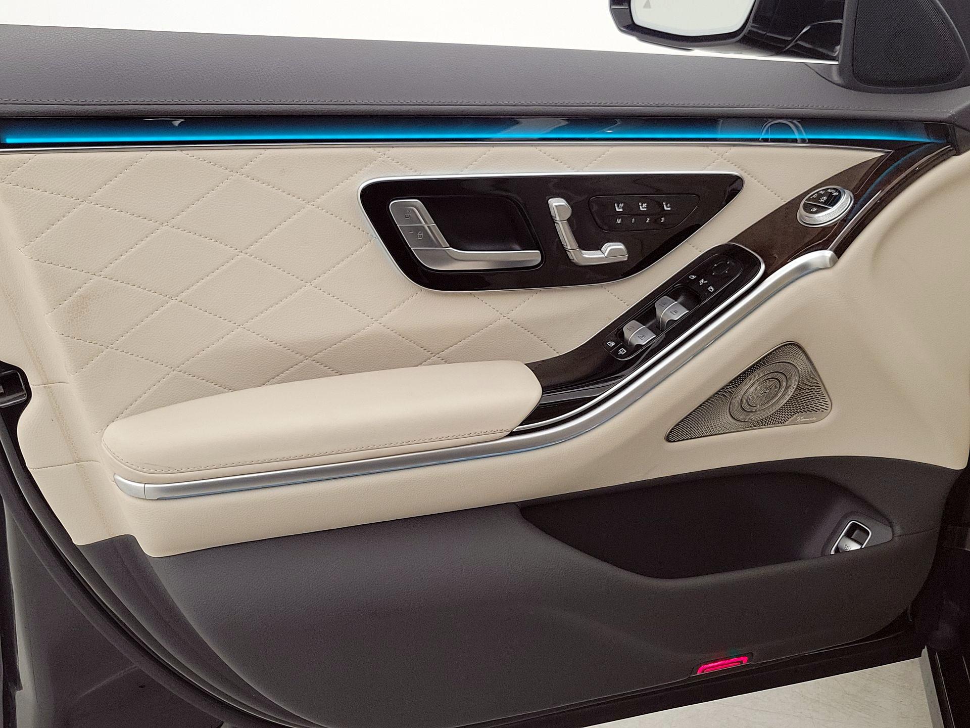 Thumbnail: 2021 Mercedes-Benz S-Class - 12