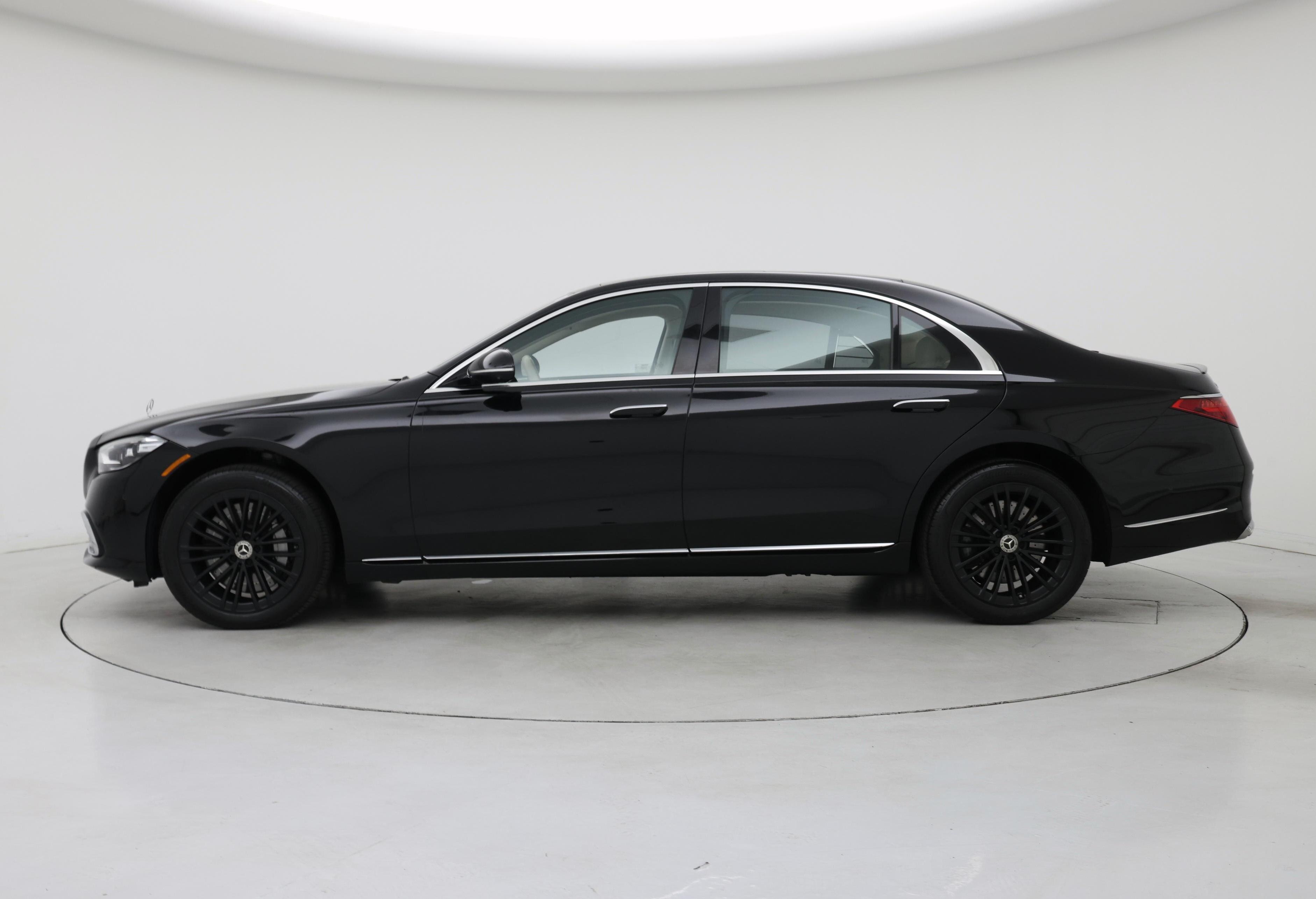 Thumbnail: 2021 Mercedes-Benz S-Class - 3