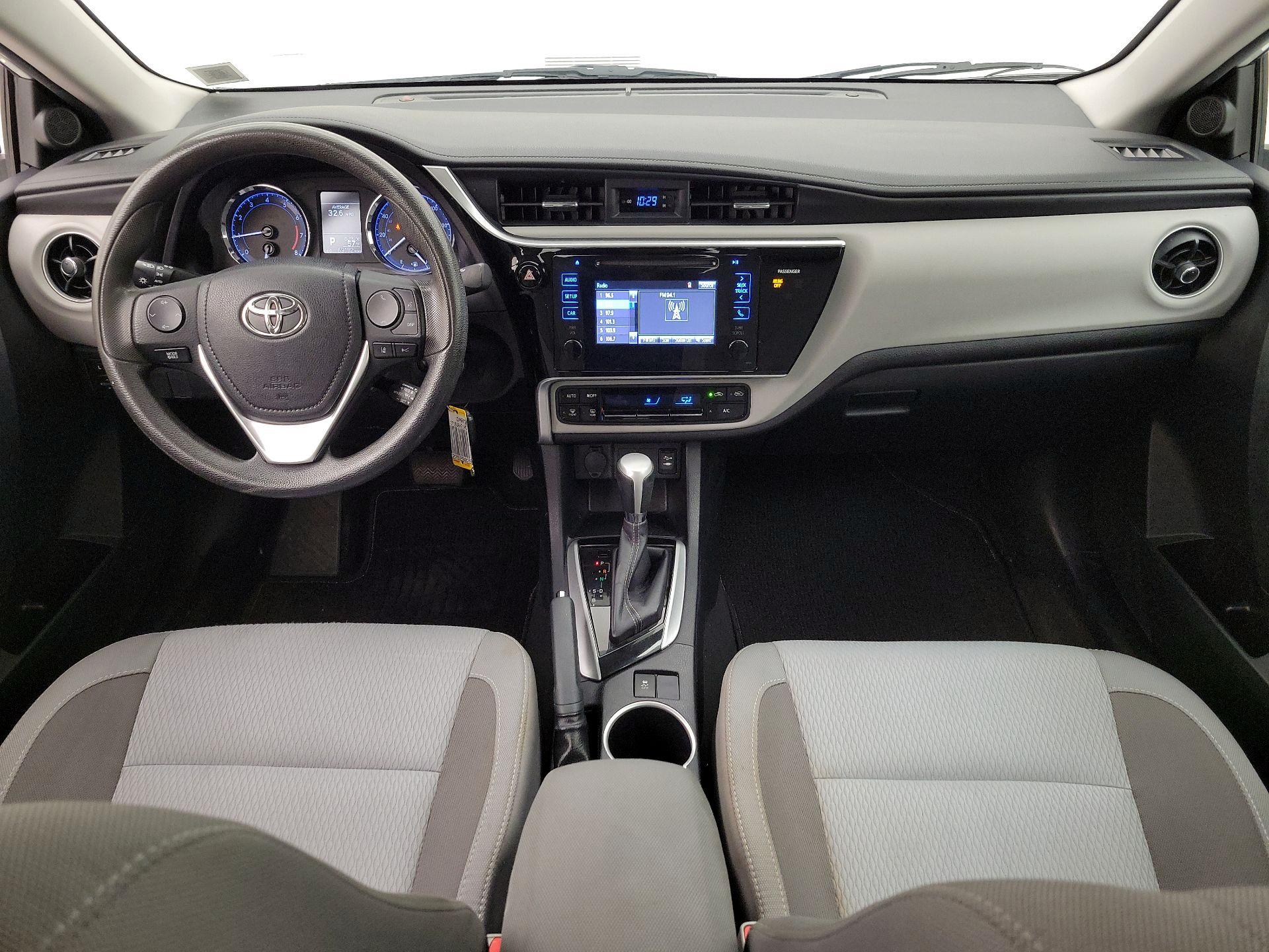 Thumbnail: 2017 Toyota Corolla - 9