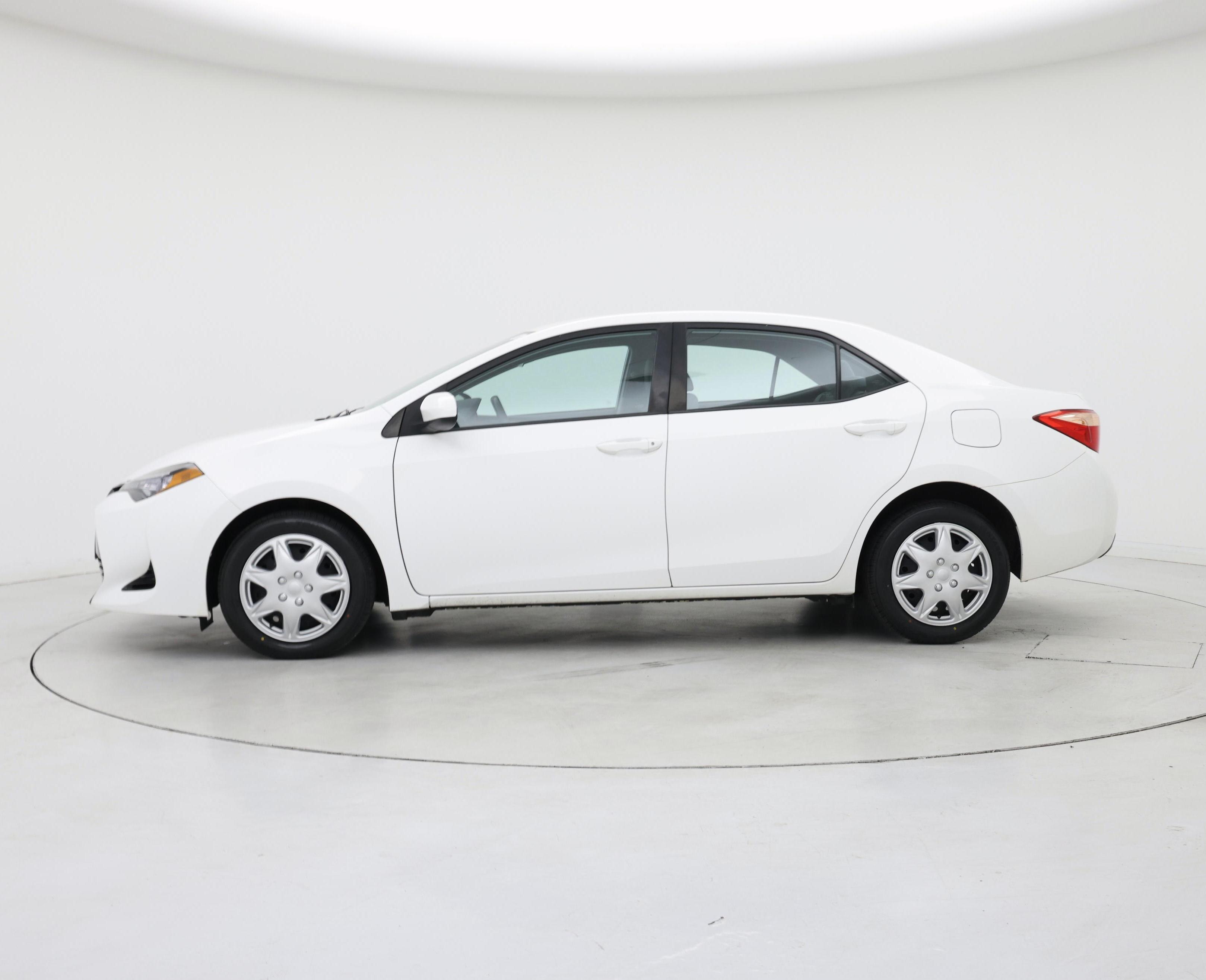 Thumbnail: 2017 Toyota Corolla - 3