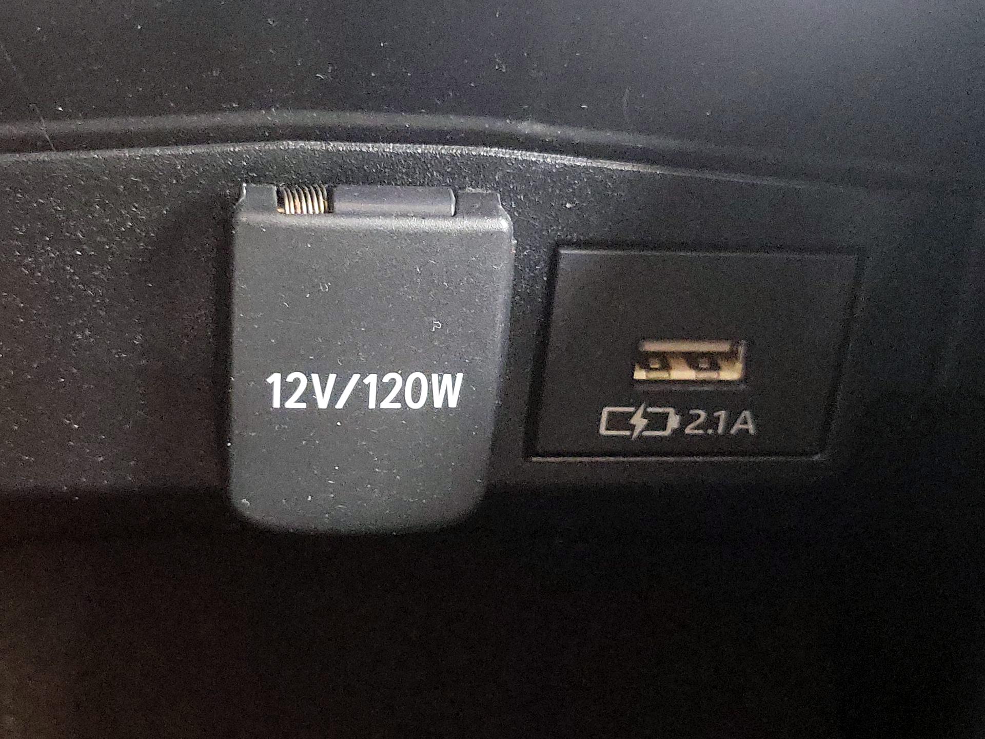 Thumbnail: 2021 Toyota Corolla - 18