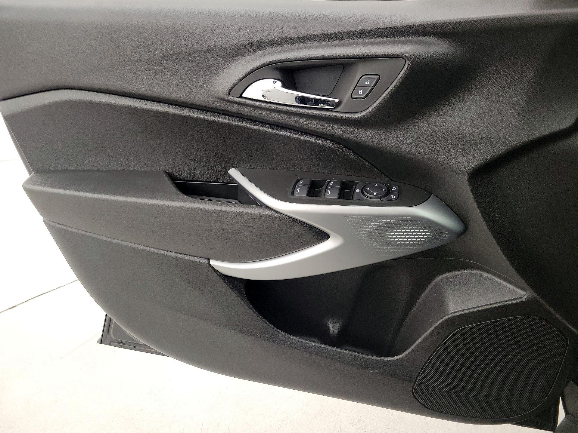 Thumbnail: 2024 Chevrolet Trax - 12