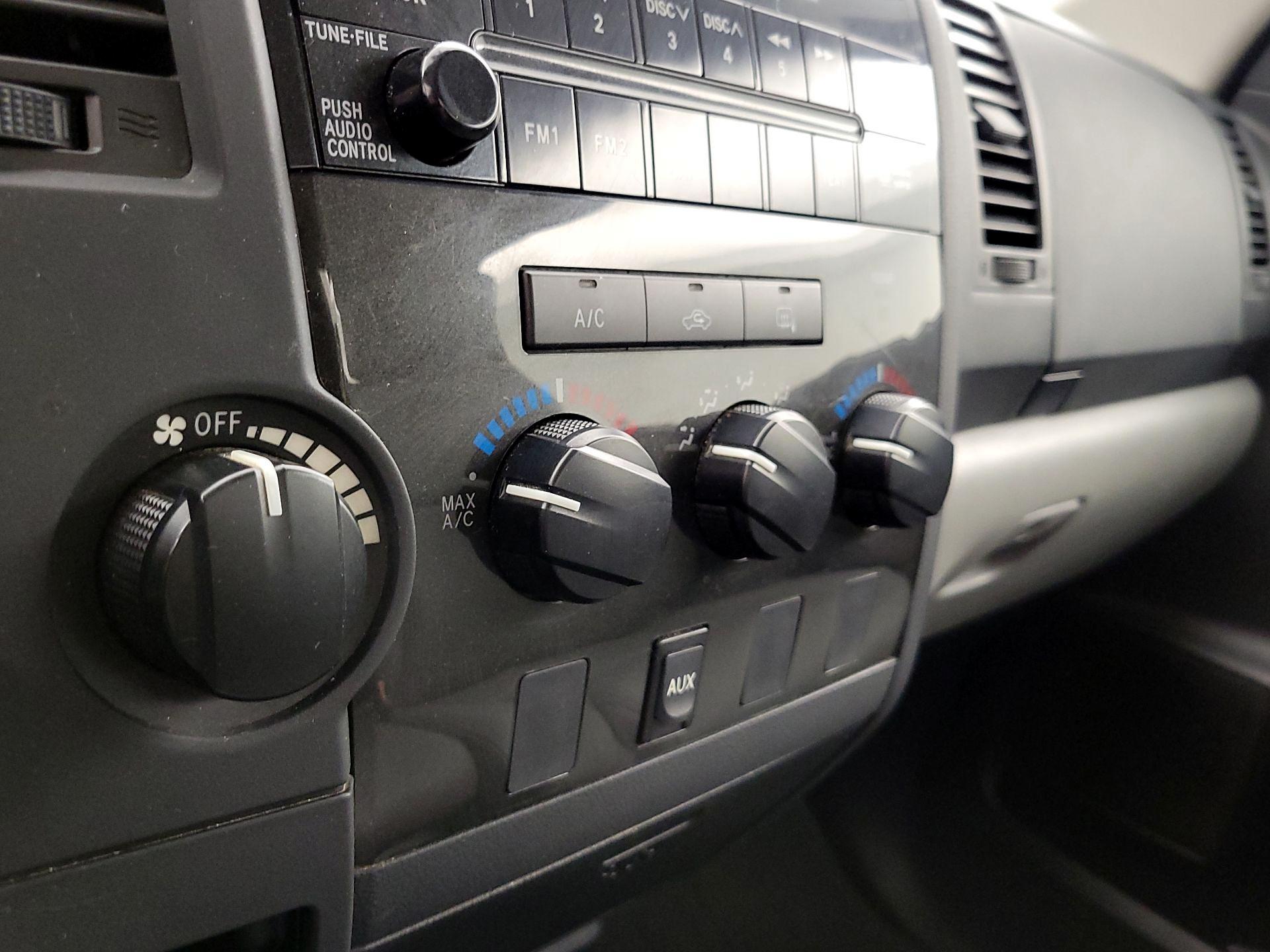 Thumbnail: 2013 Toyota Tundra - 15