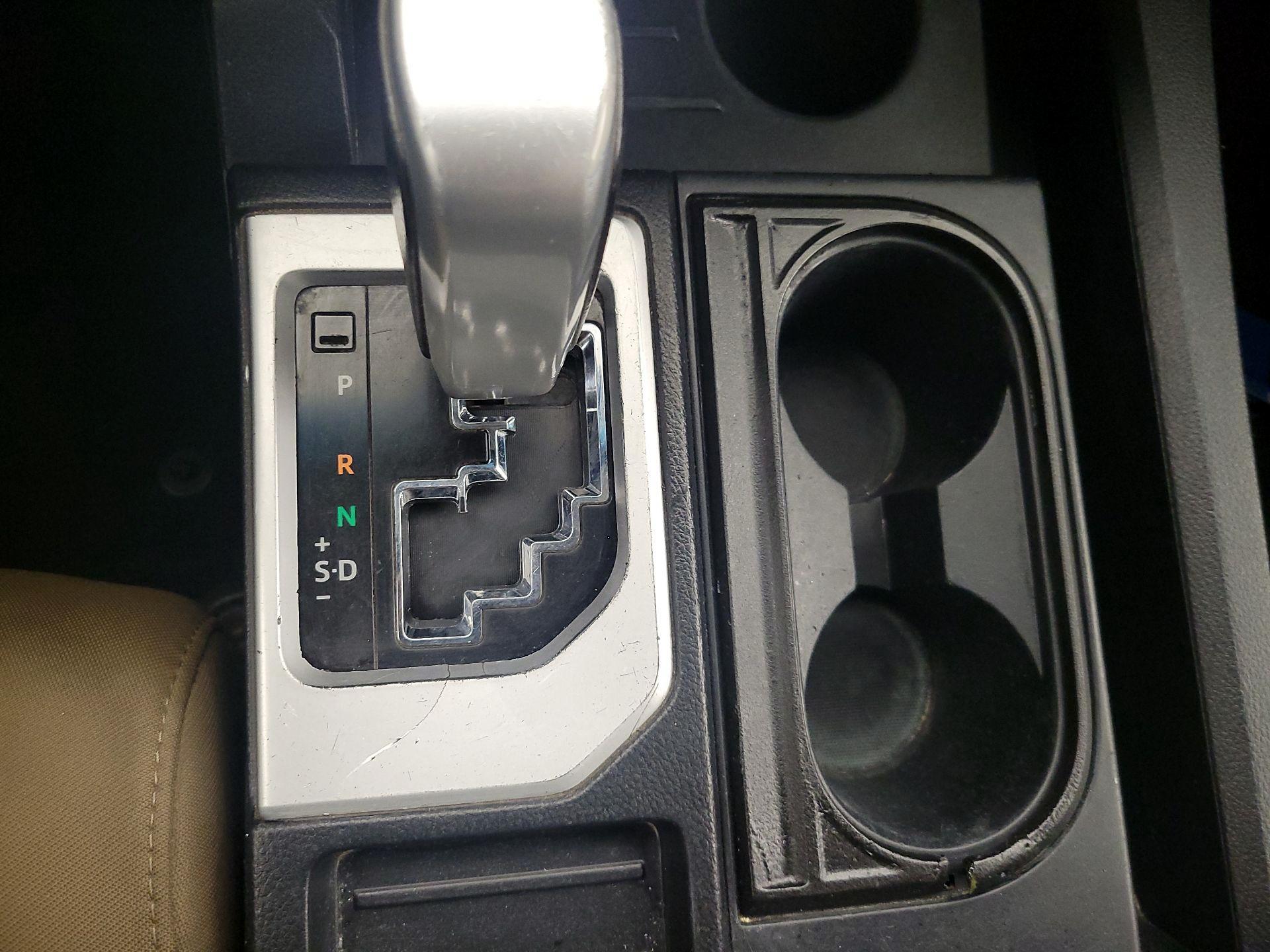 Thumbnail: 2017 Toyota Tundra - 17