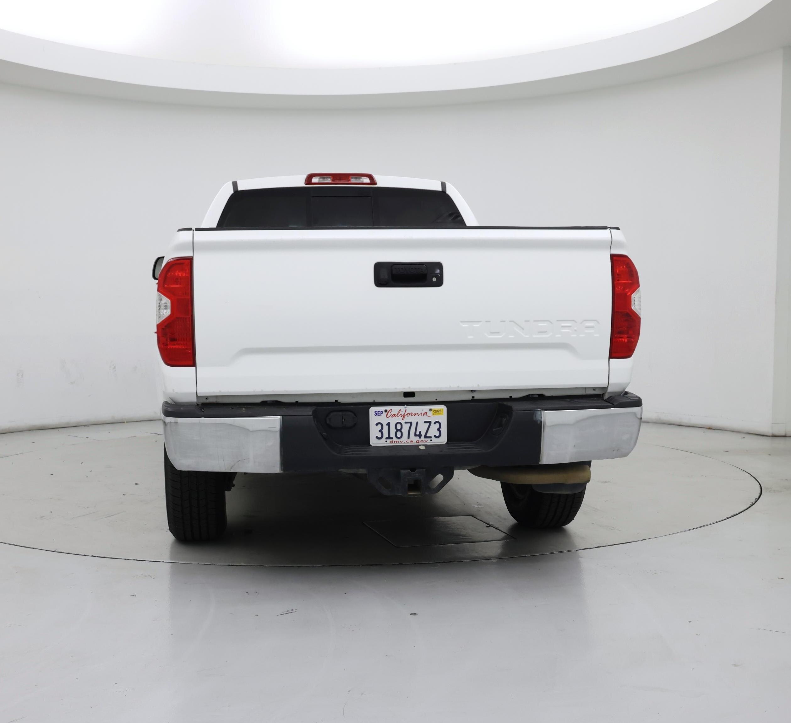 Thumbnail: 2017 Toyota Tundra - 6