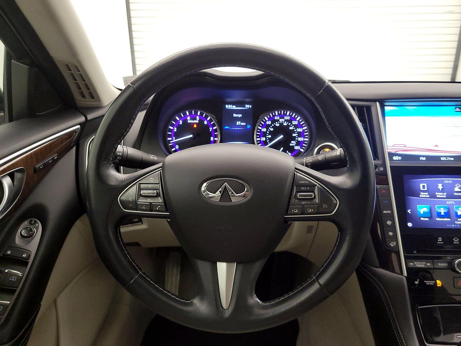 Thumbnail: 2014 INFINITI Q50 - 10