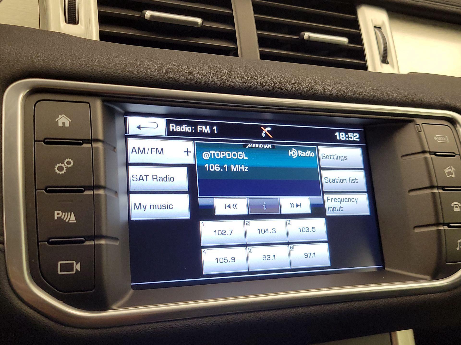 Thumbnail: 2016 Land Rover Range Rover Evoque - 15
