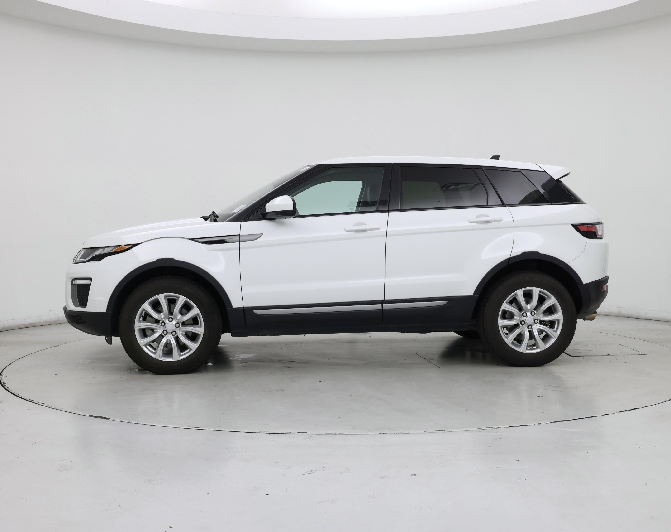 Thumbnail: 2016 Land Rover Range Rover Evoque - 3