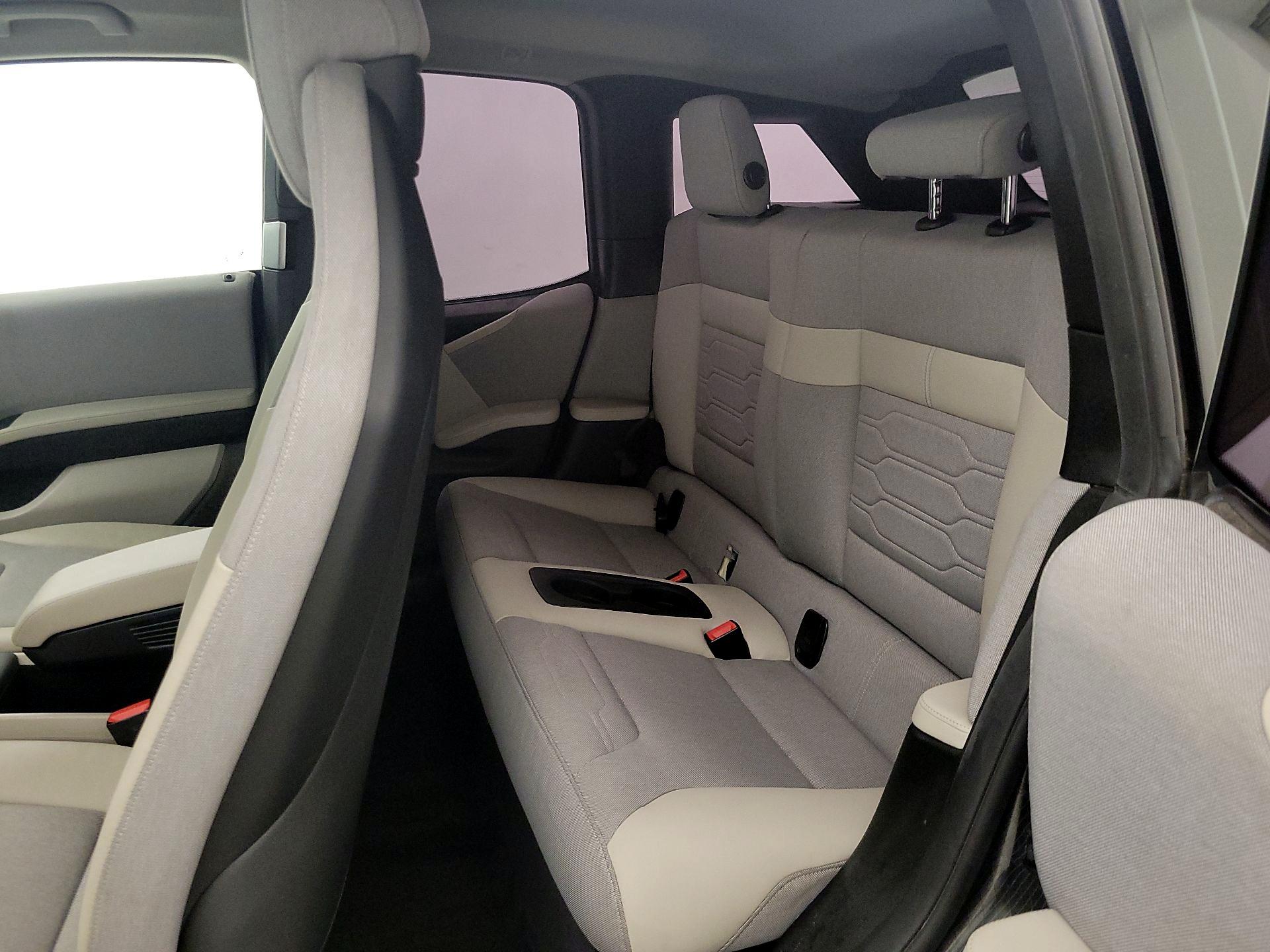 Thumbnail: 2018 BMW i3 - 20