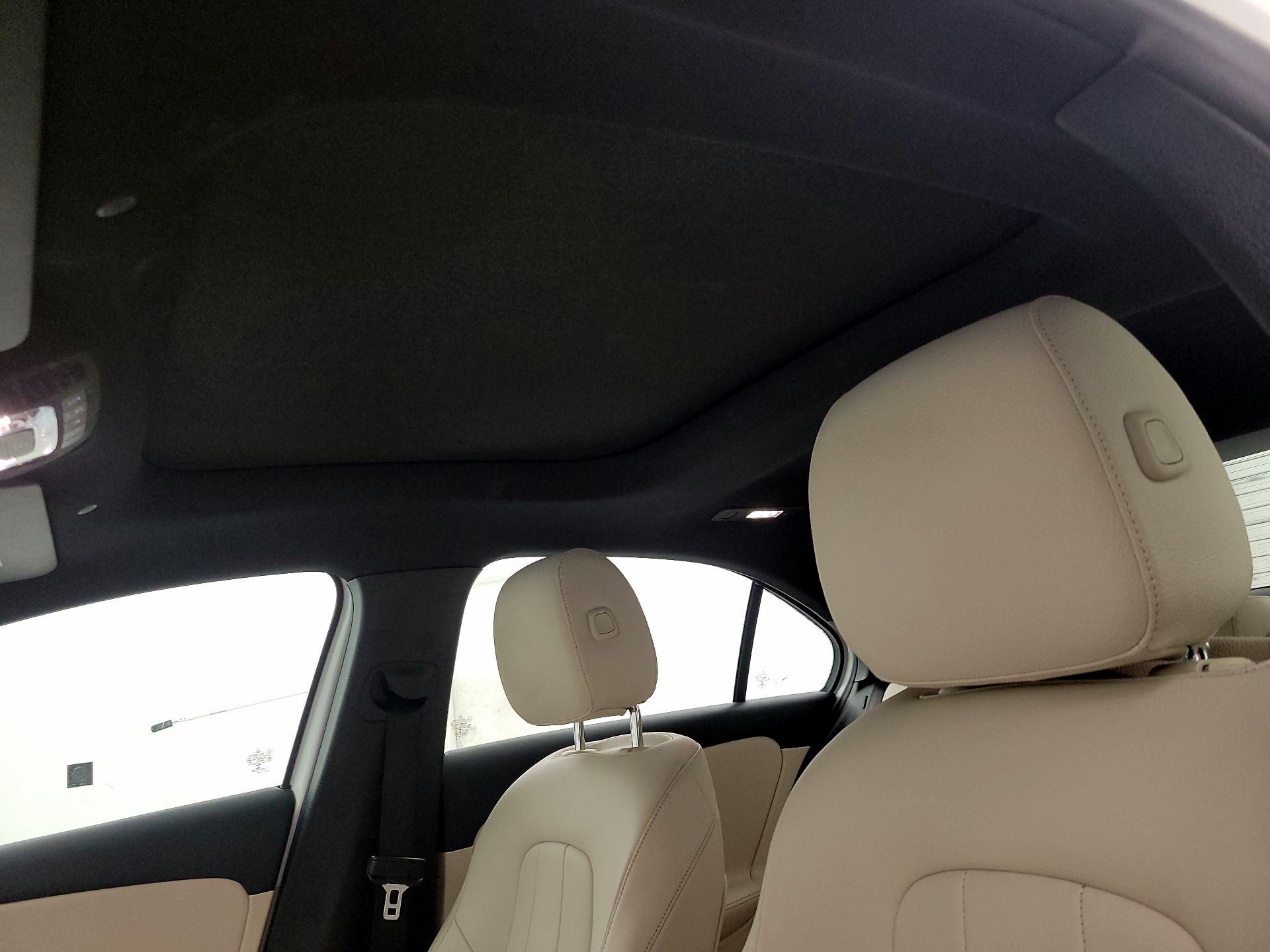 Thumbnail: 2019 Mercedes-Benz A-Class - 19