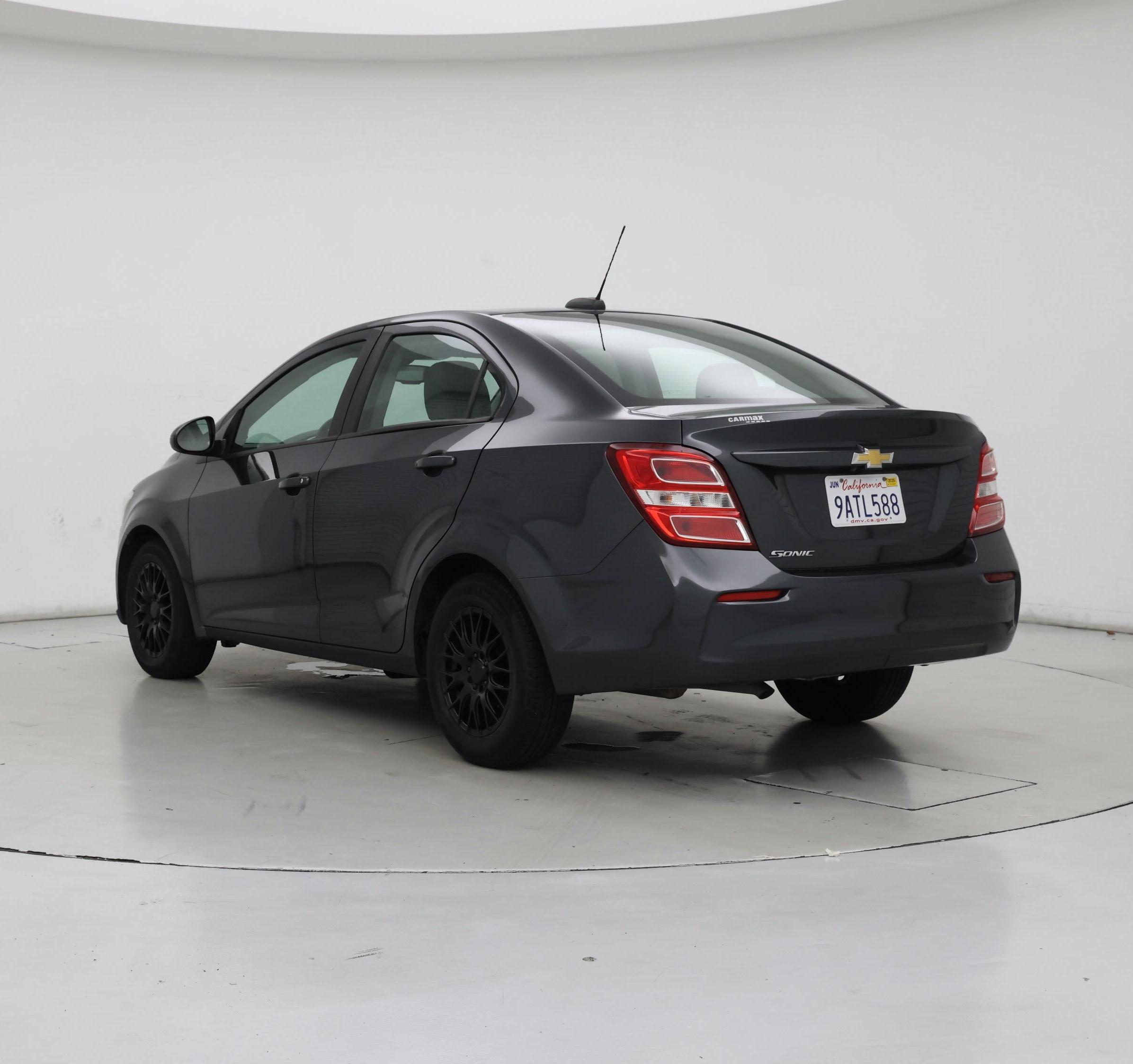 Thumbnail: 2018 Chevrolet Sonic - 2