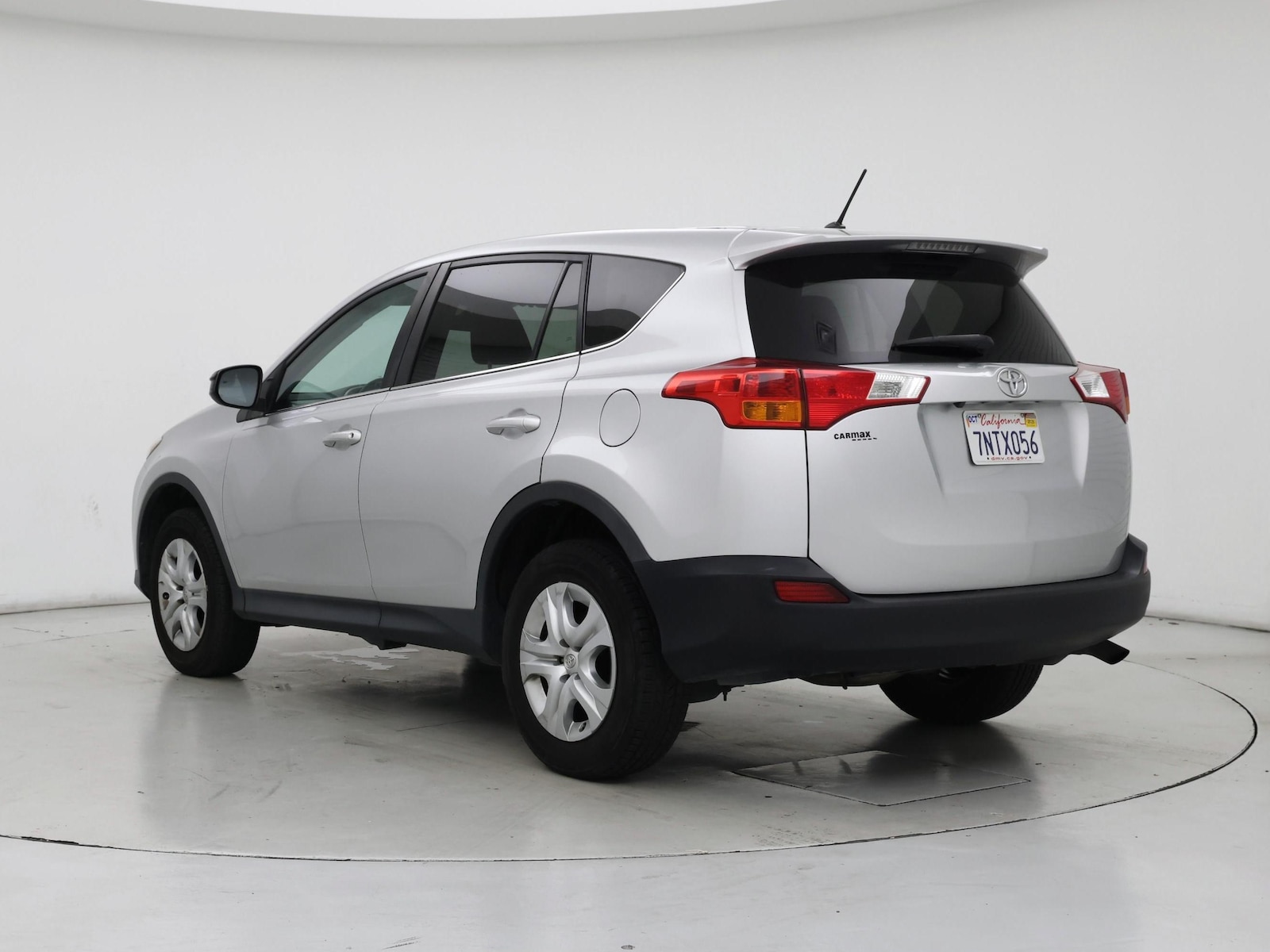 Image 3 of 2015 Toyota RAV4 LE