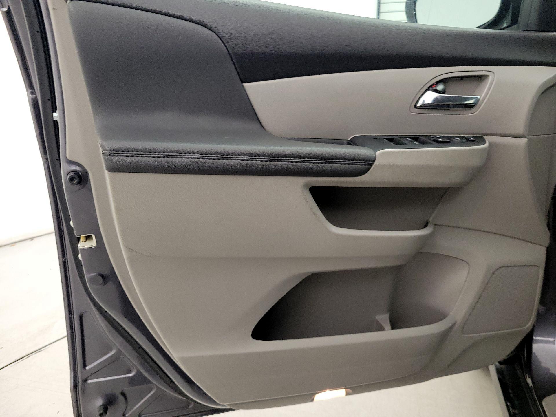 Thumbnail: 2016 Honda Odyssey - 12