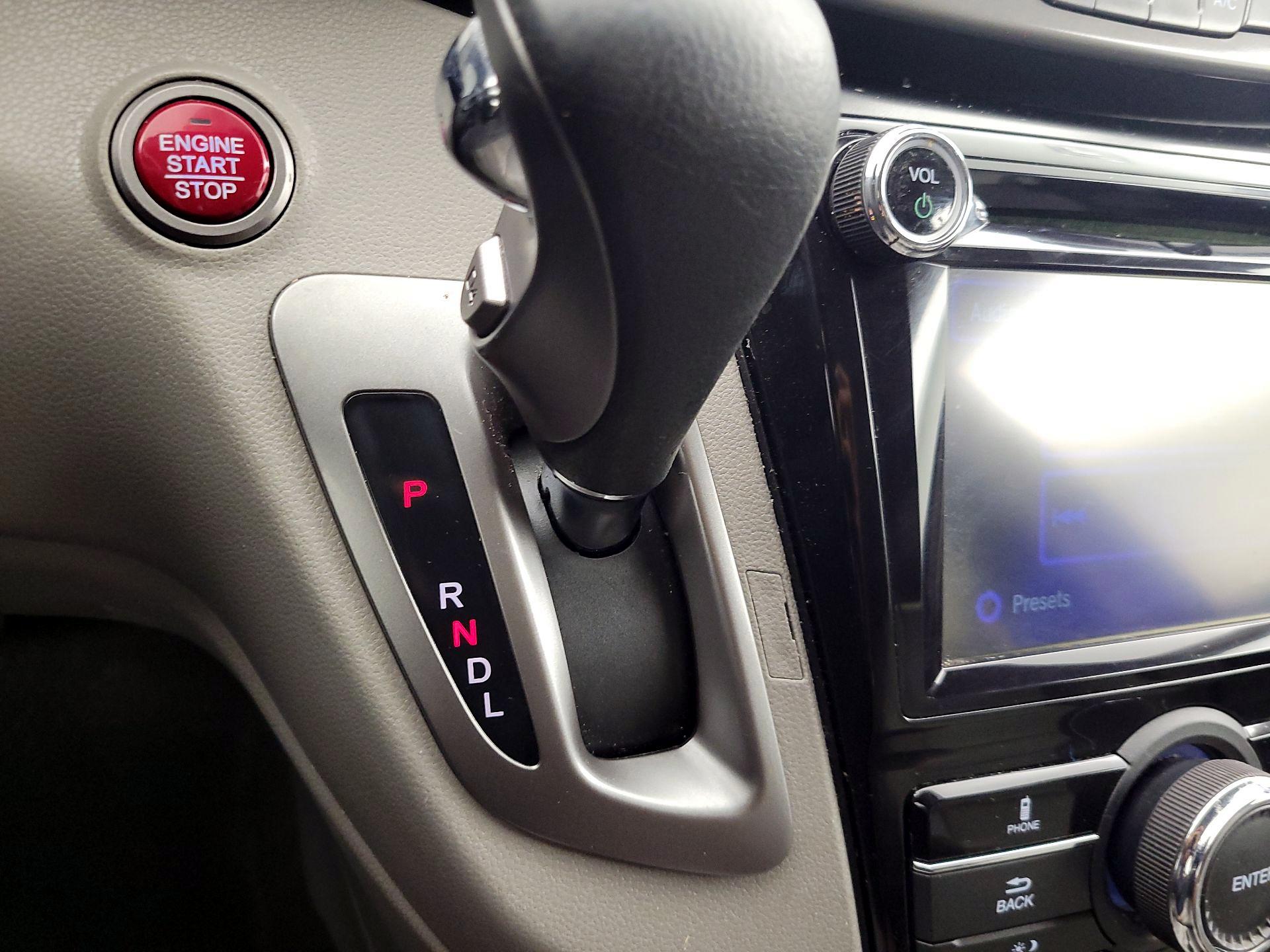 Thumbnail: 2016 Honda Odyssey - 17