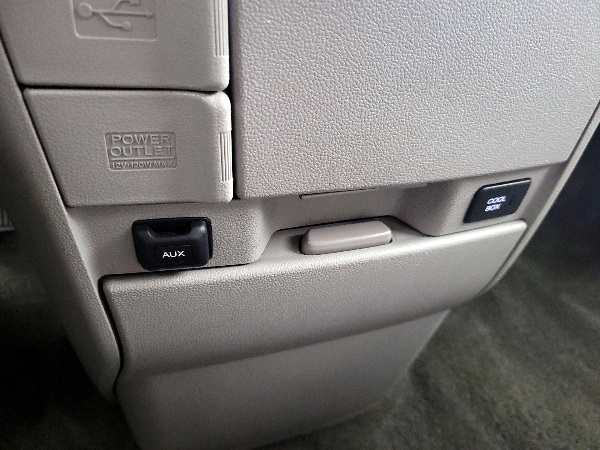 Thumbnail: 2016 Honda Odyssey - 18