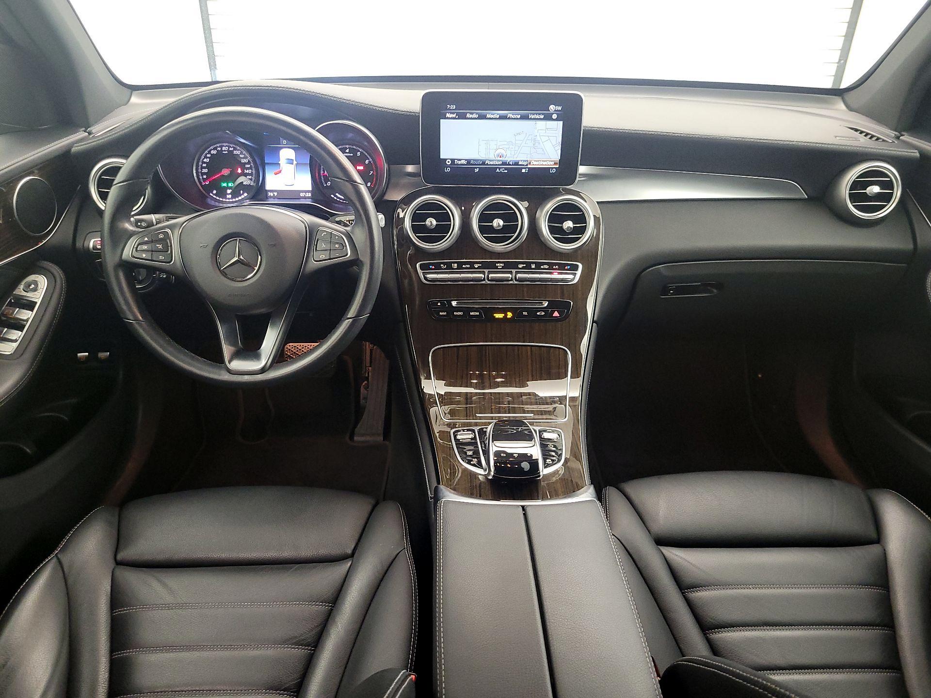 Thumbnail: 2019 Mercedes-Benz GLC - 9