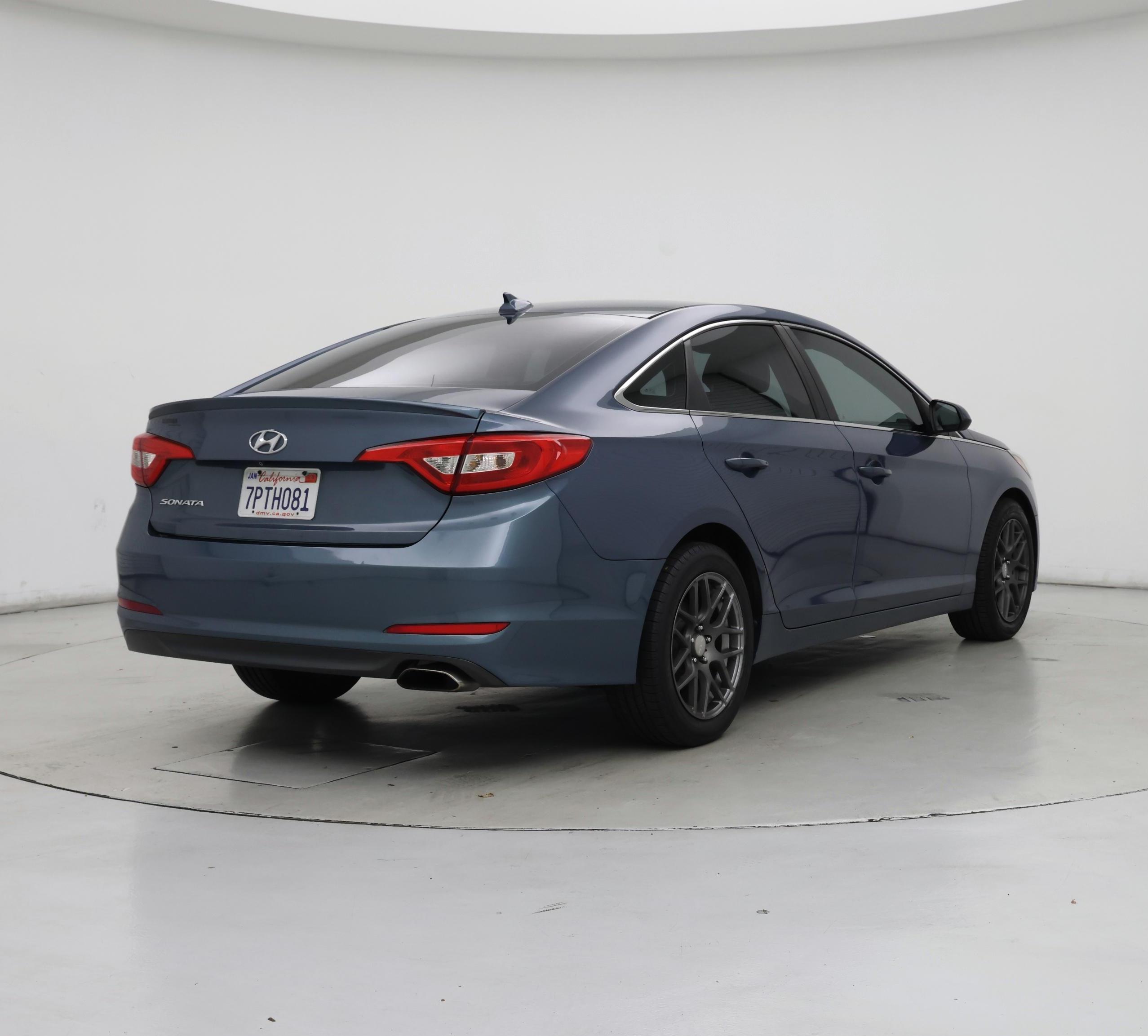 Thumbnail: 2016 Hyundai Sonata - 8