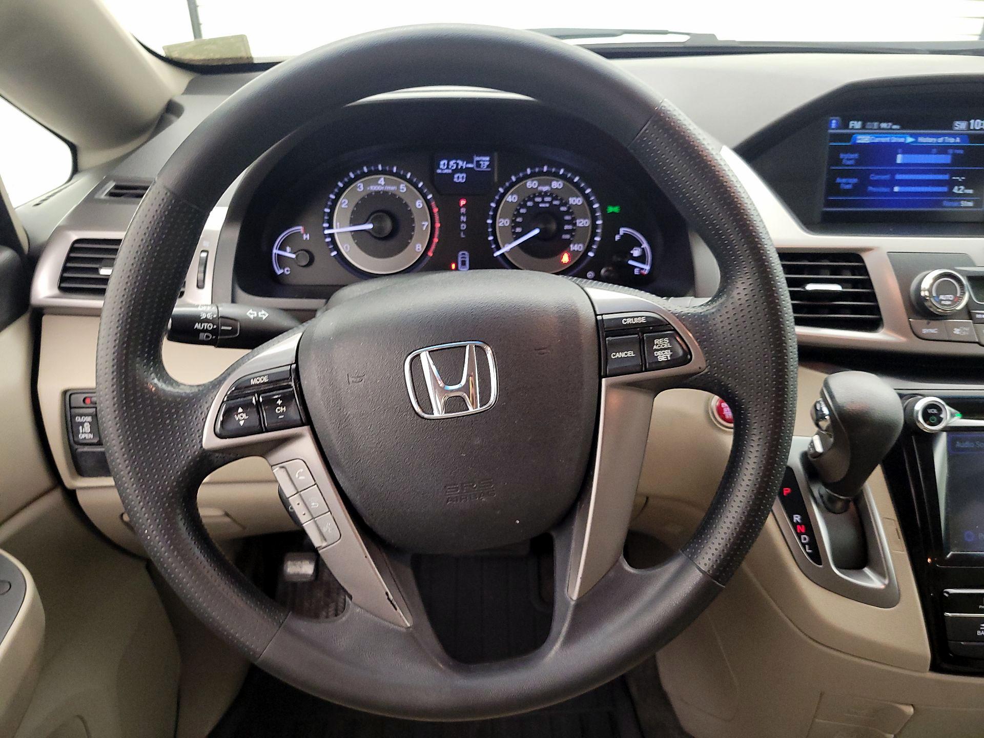 Thumbnail: 2016 Honda Odyssey - 10