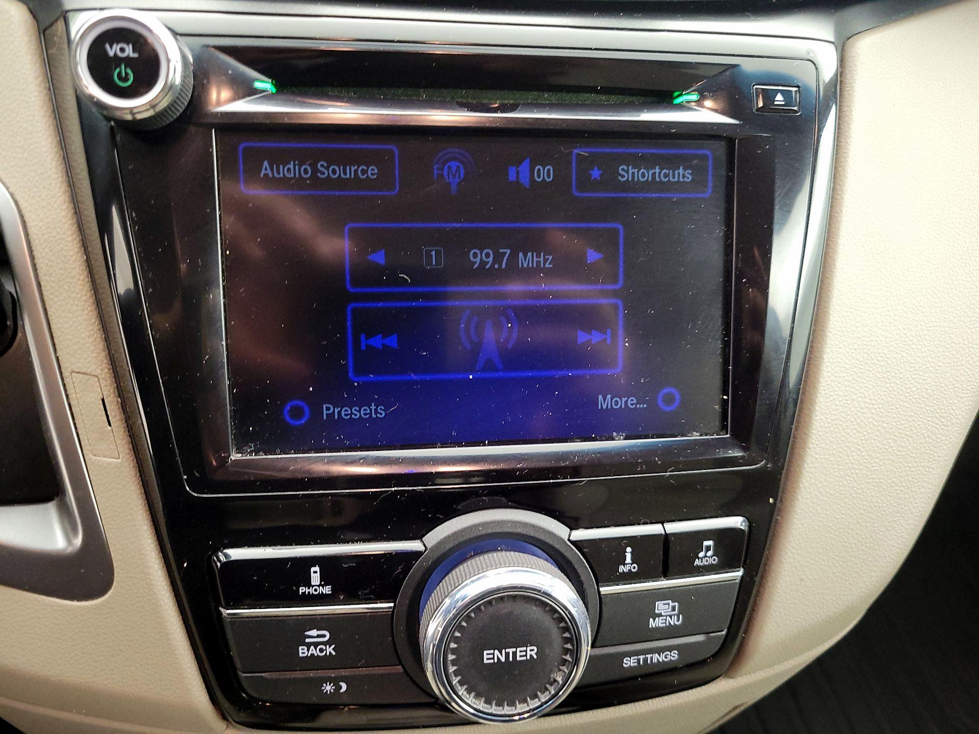 Thumbnail: 2016 Honda Odyssey - 14