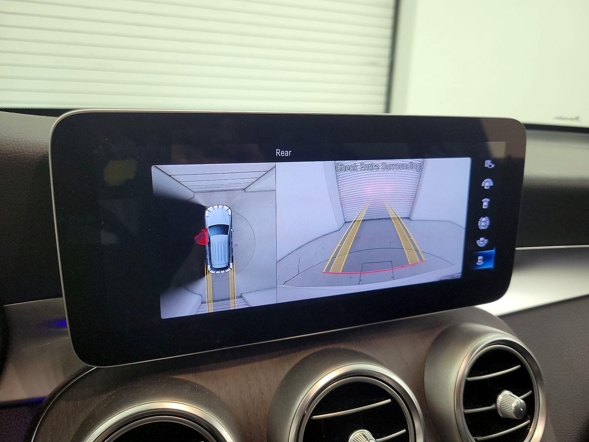 Thumbnail: 2020 Mercedes-Benz GLC - 13