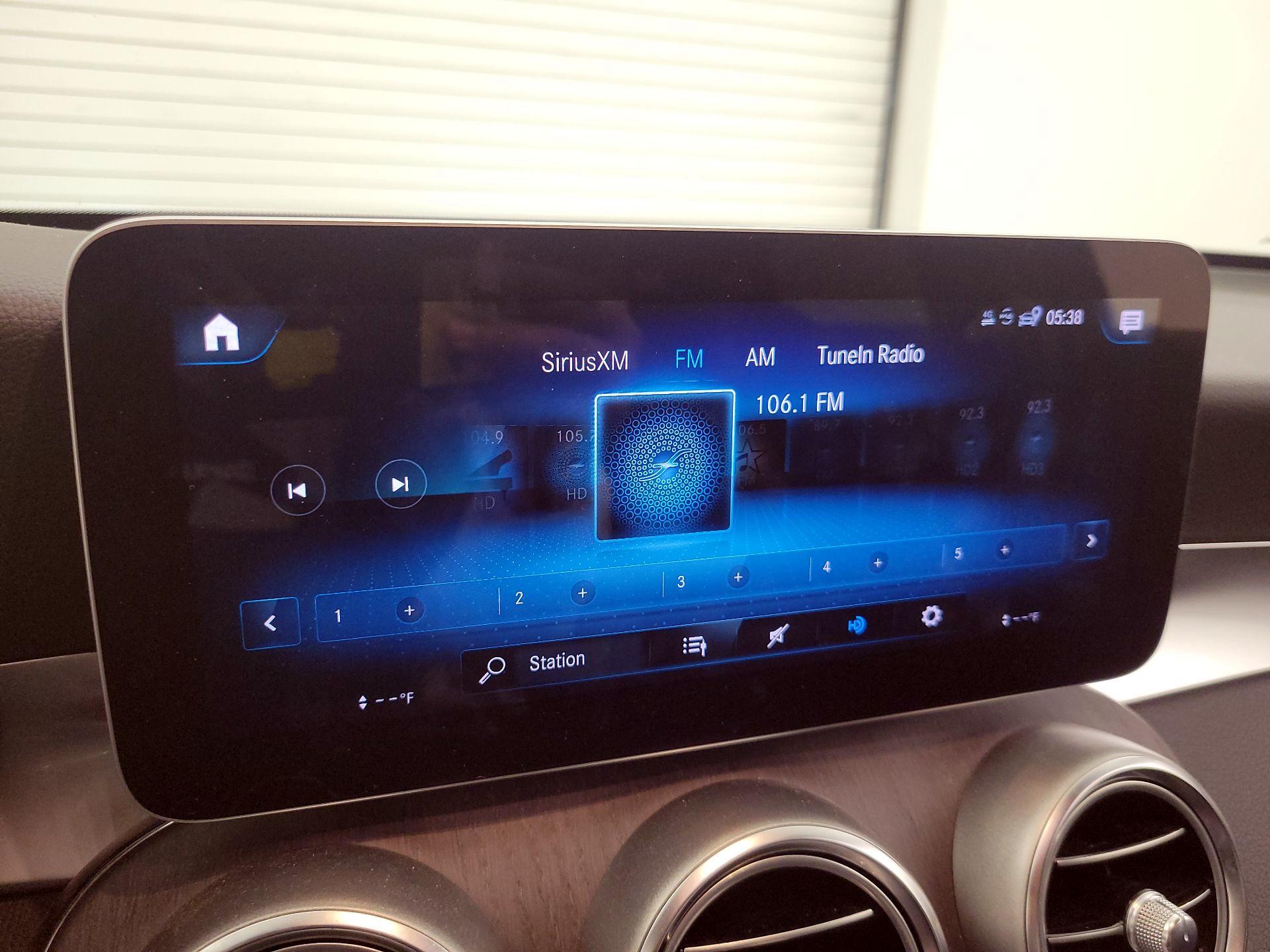 Thumbnail: 2020 Mercedes-Benz GLC - 14